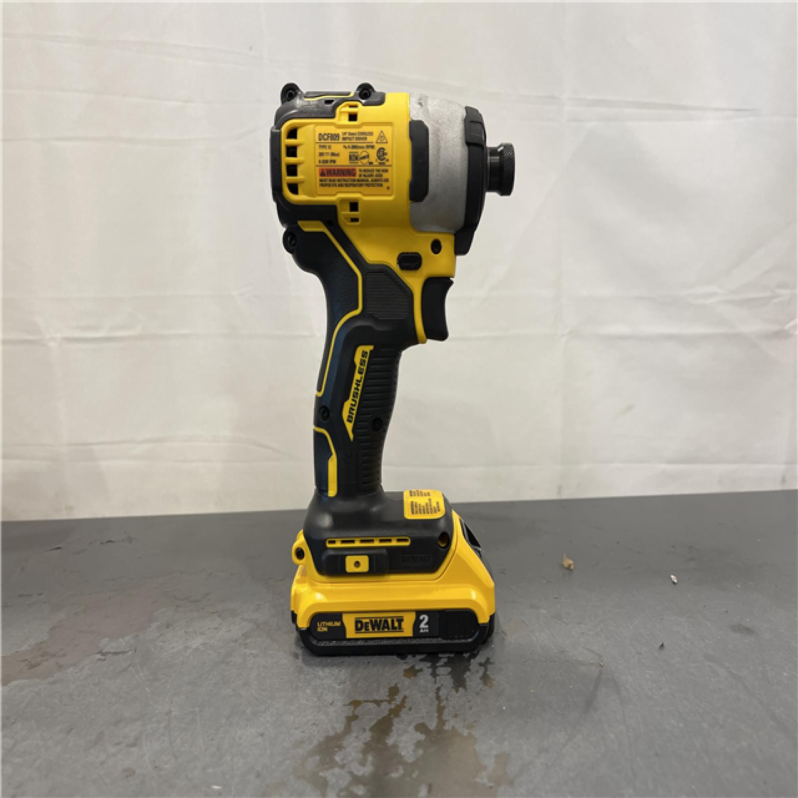 AS-IS - DeWALT ATOMIC 20V Max Lithium-Ion Brushless Cordless Compact 1/4 in. Impact Driver Kit