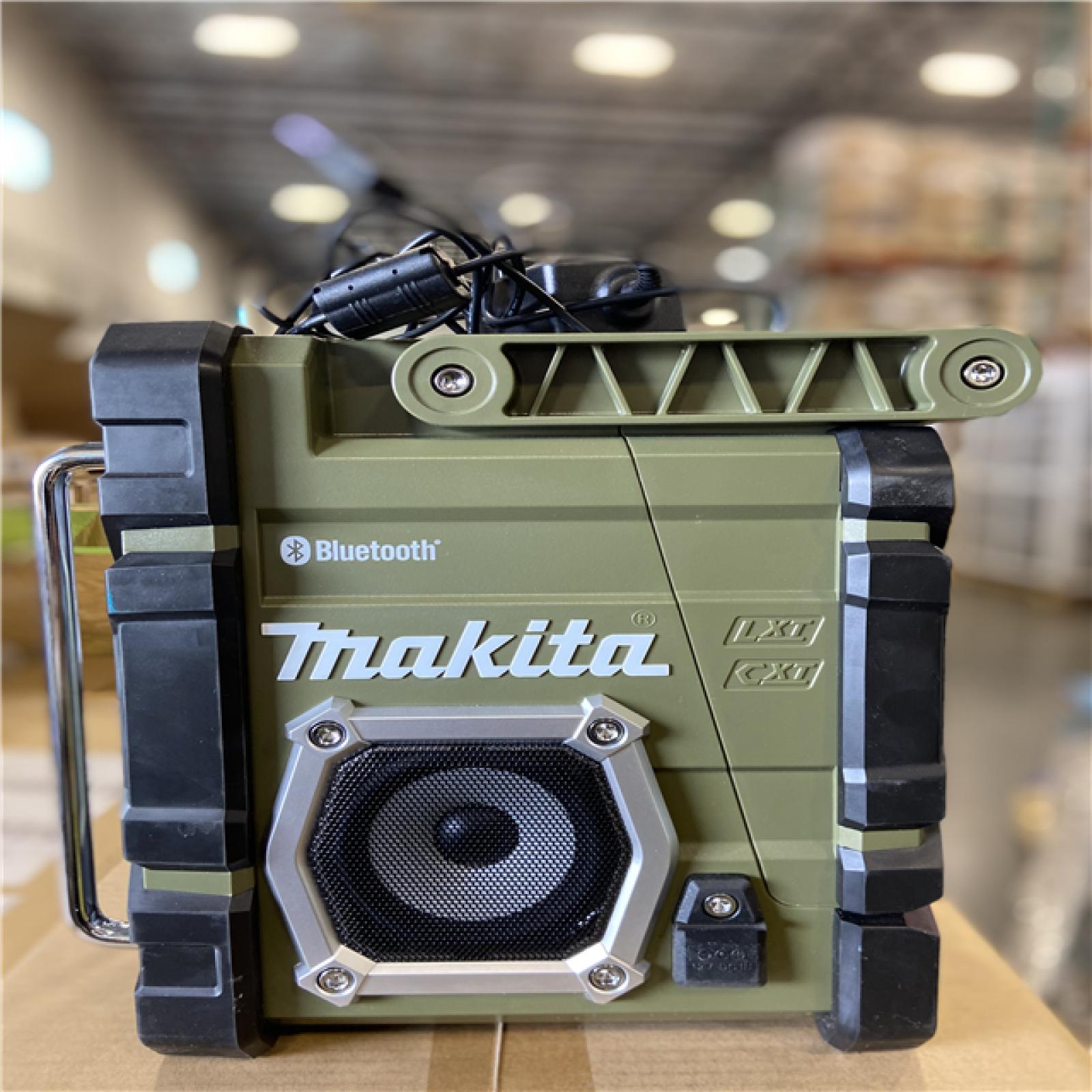 AS-IS - Makita Outdoor Adventure 18V LXT Bluetooth Radio