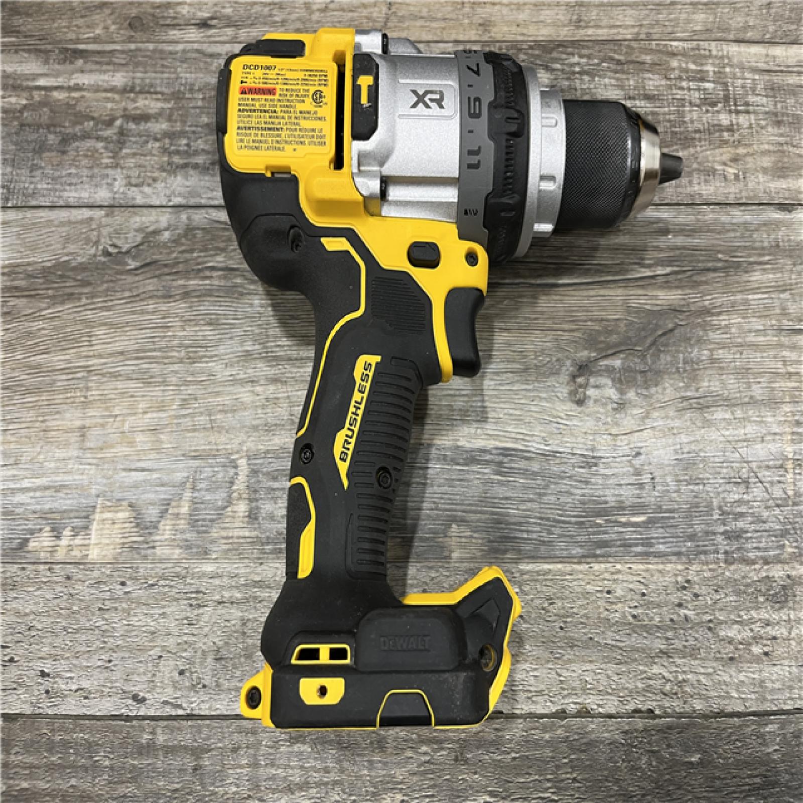 AS-IS DEWALT 20V XR Lithium-Ion Cordless Hammer Drill Kit