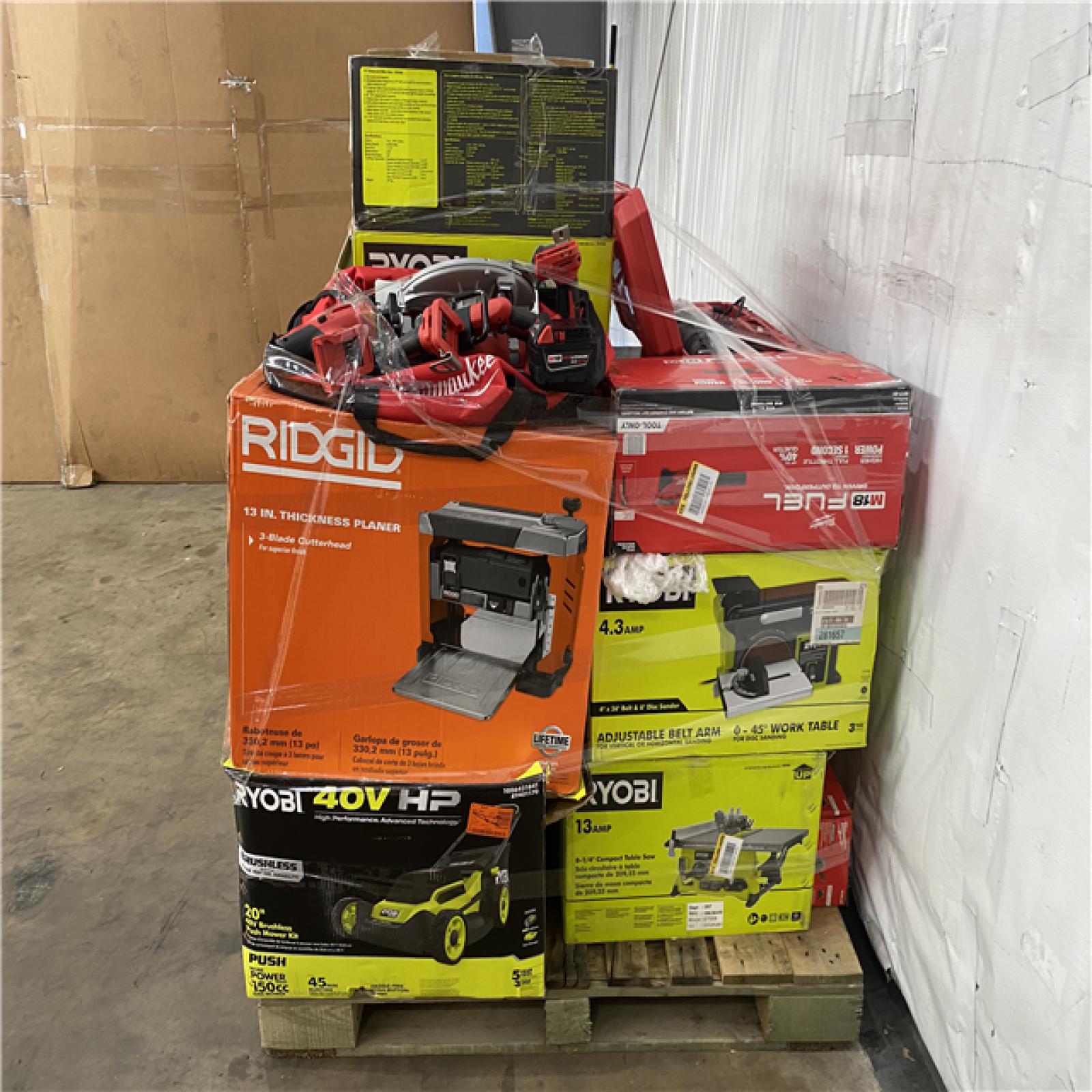 Houston Location AS IS - Tool Pallet