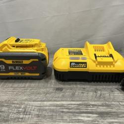 AS-IS DEWALT 20V/60V MAX FLEXVOLT Lithium-Ion 9.0Ah Battery and Charger Starter Kit