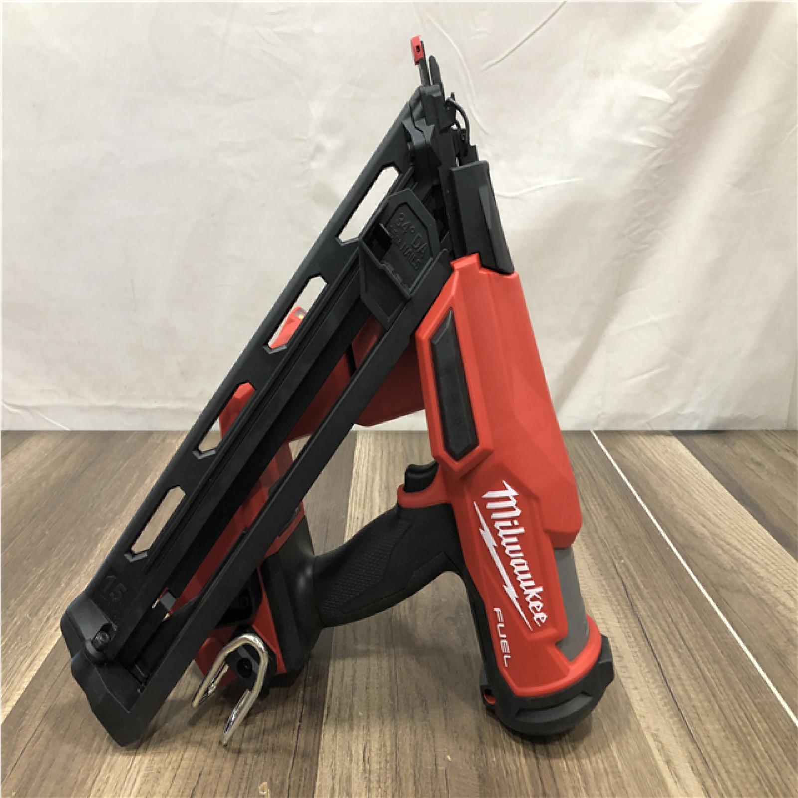 AS-IS Milwaukee FUEL 18V Lithium-Ion Brushless Cordless Gen II 15-Gauge Angled Nailer (Tool-Only)