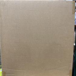 NEW!- MILWAUKEE M18 PACKOUT RADIO AND CHARGER