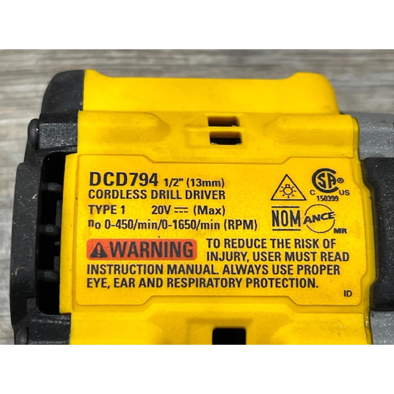 AS-IS DEWALT Atomic 20V Lithium-Ion Cordless Compact 1/2 in. Drill/Driver Kit