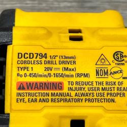 AS-IS DEWALT Atomic 20V Lithium-Ion Cordless Compact 1/2 in. Drill/Driver Kit