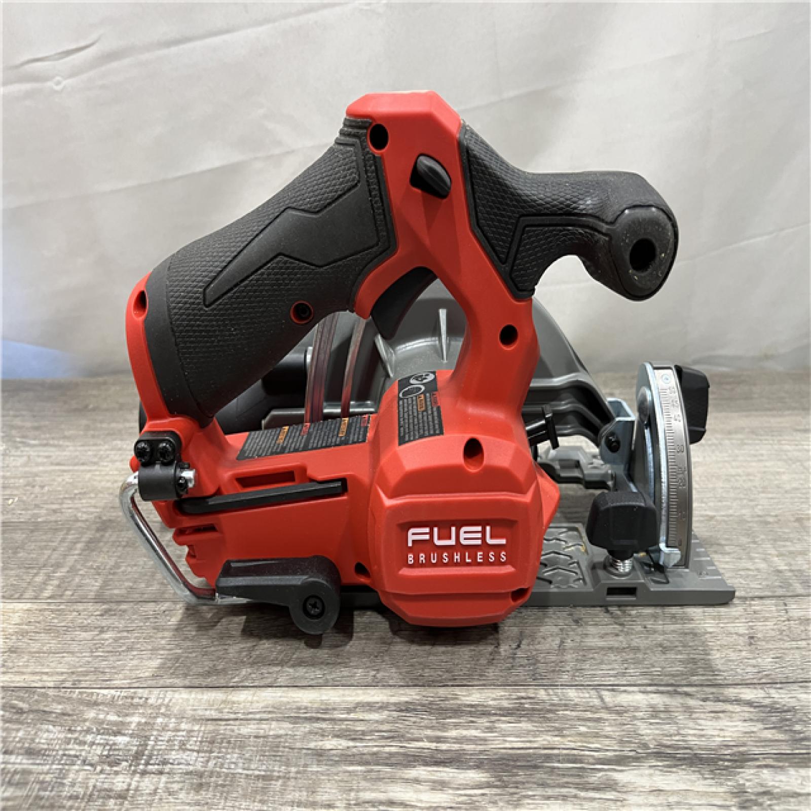 AS-IS Milwaukee FUEL 12V Lithium-Ion Brushless 5-3/8 in. Cordless Circular Saw (Tool-Only)