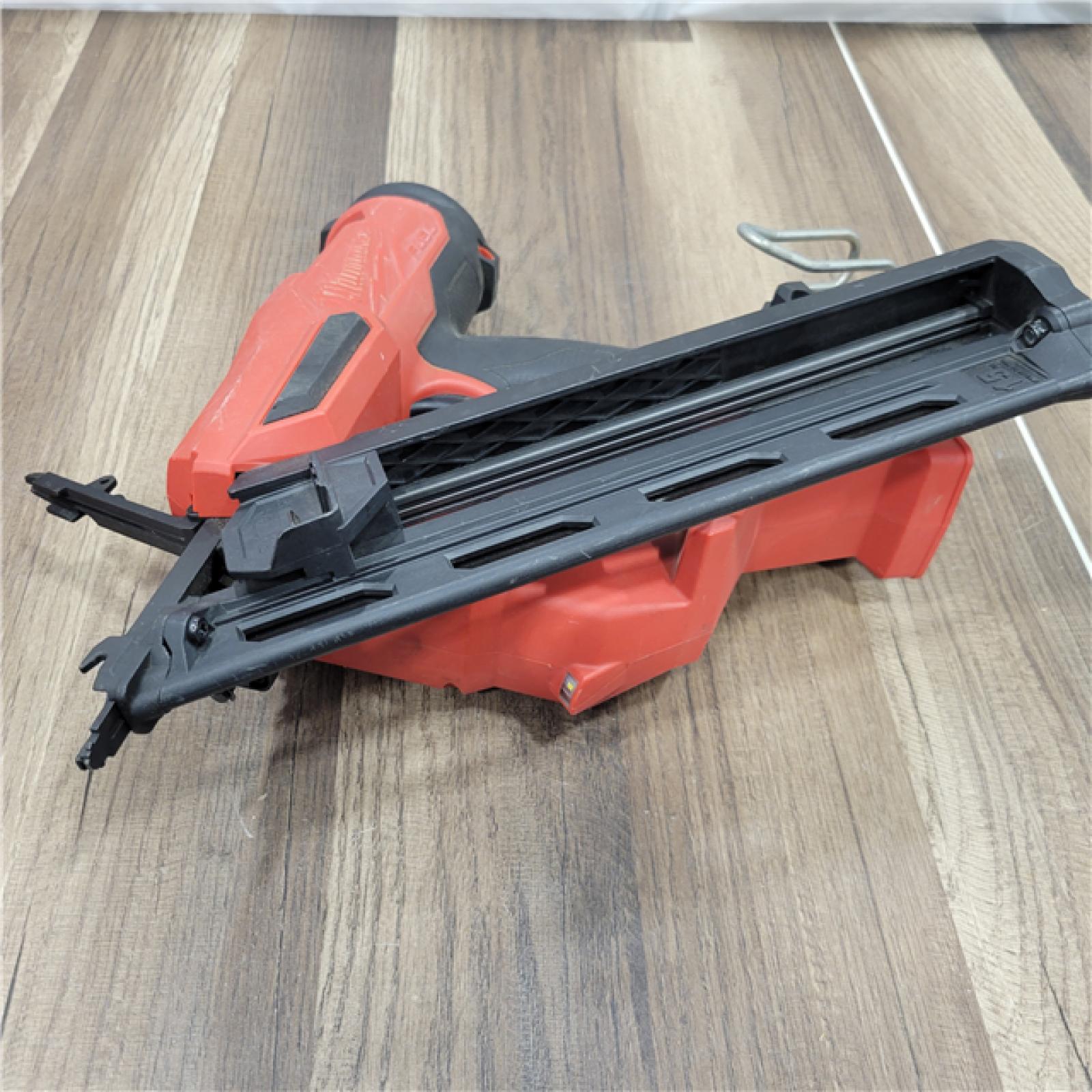 AS-IS  Milwaukee 2839-20 M18 FUEL 15 Ga. 18 Volt Brushless Angled Finish Nailer