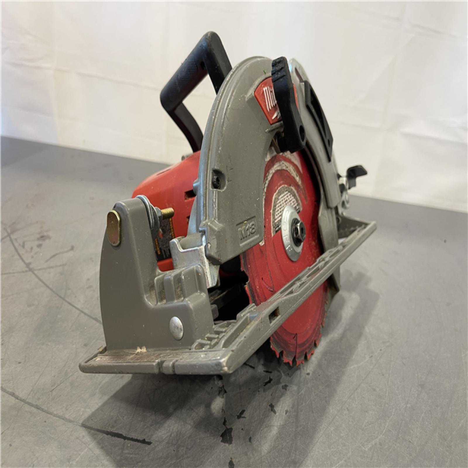 AS-IS - MILWAUKEE M18 FUEL 18V Lithium-Ion Cordless 7-1/4 in. Rear Handle Circular Saw
