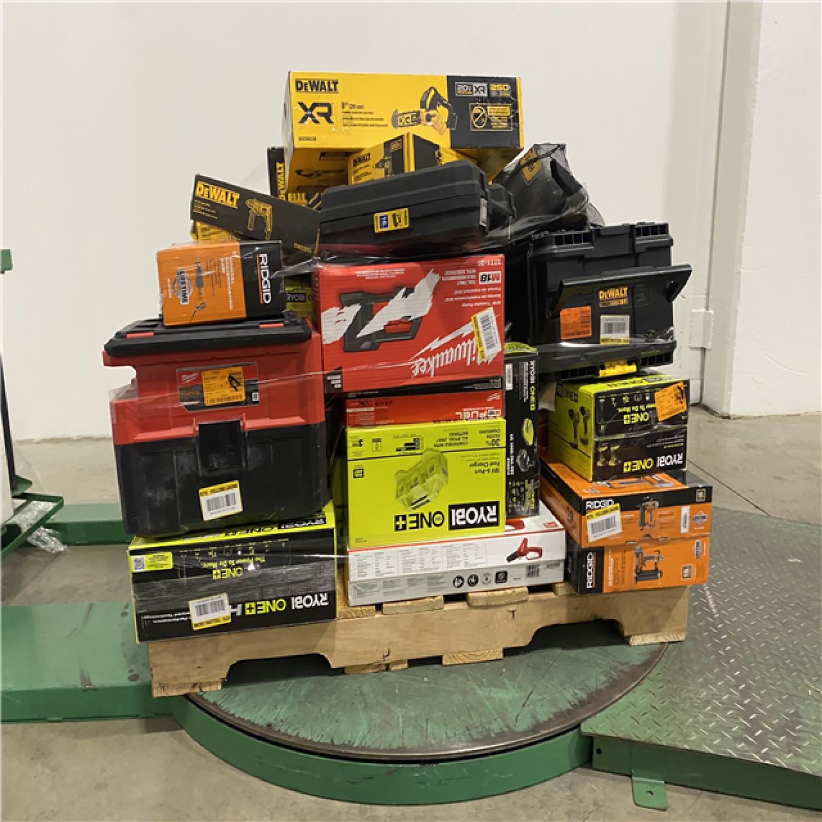 Dallas Location - As-Is Tool Pallet