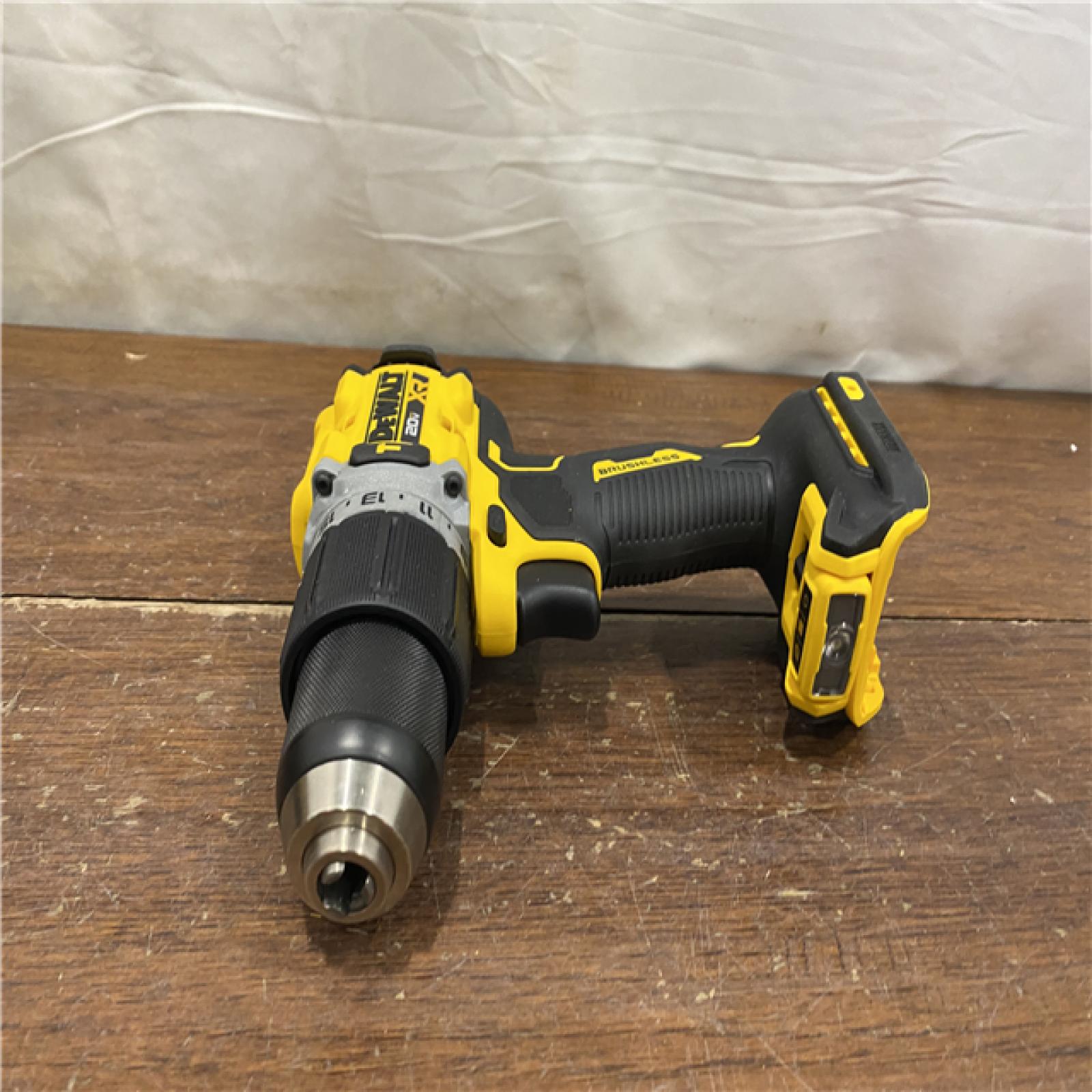 AS-IS DEWALT 20V MAX XR Hammer Drill and ATOMIC Impact Driver 2 Tool Cordless Combo Kit with (2) 4.0Ah Batteries, Charger, and Bag