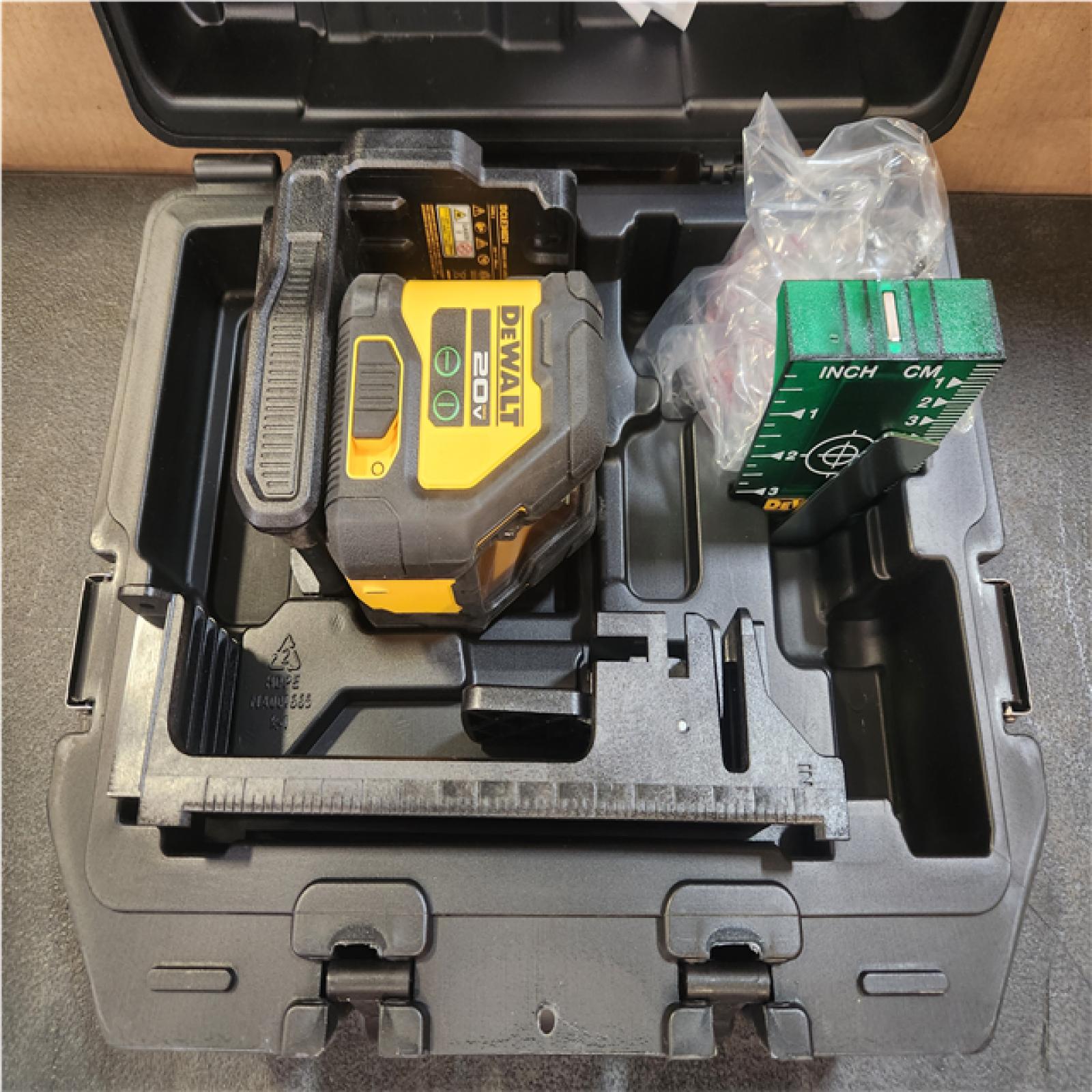 Phoenix NEW DEWALT 20 Volt Lithium-Ion 180 ft. Green Cross Cross-Line Laser Level (TOOL ONLY)