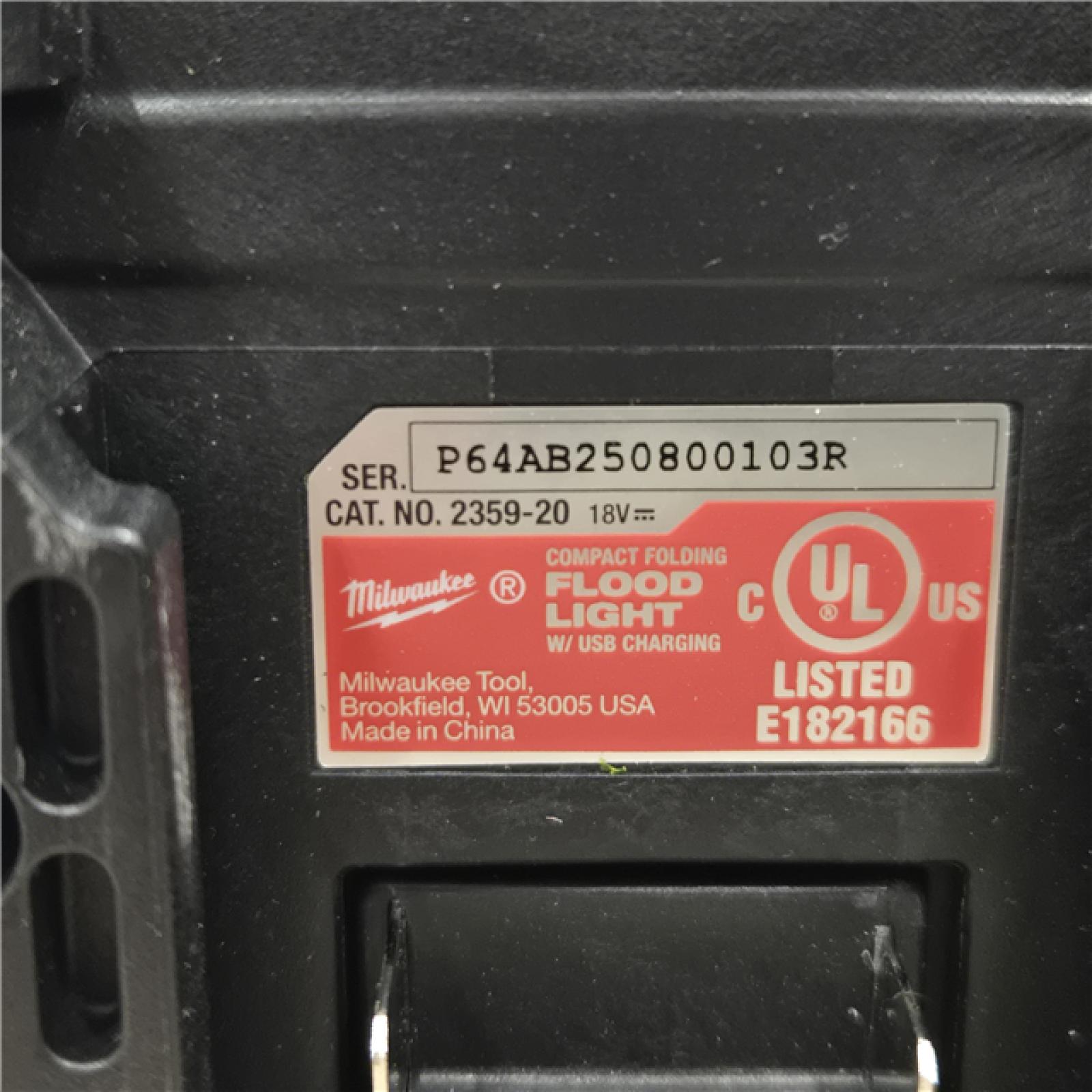 AS-IS Milwaukee M18 18-Volt Lithium-Ion Cordless ROVER Flood Light/ Pen Kit