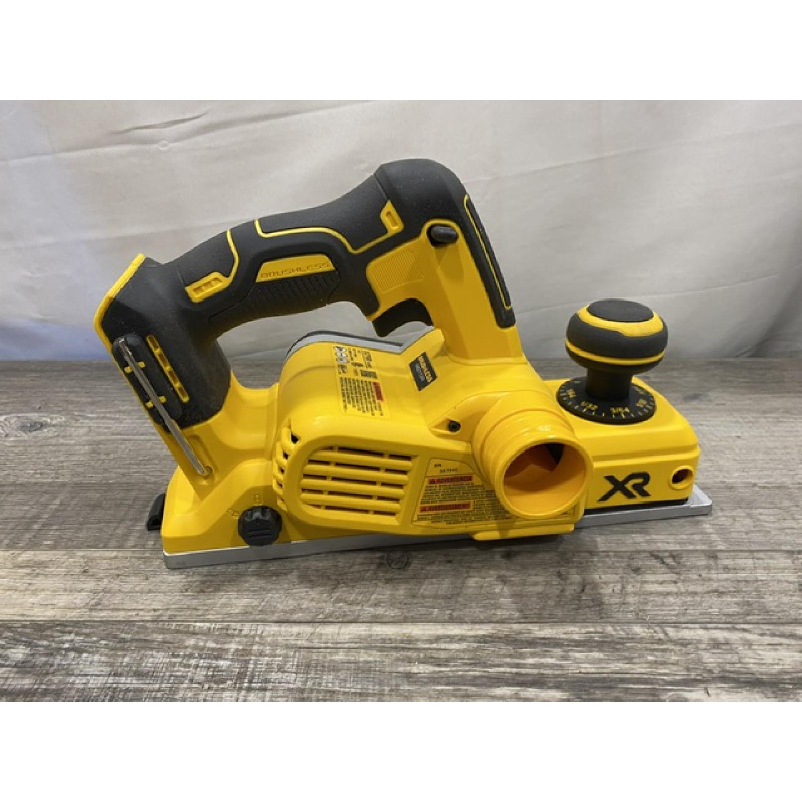 AS-IS DEWALT 20V MAX XR Cordless Brushless 3-1/4 in. Planer (Tool Only)