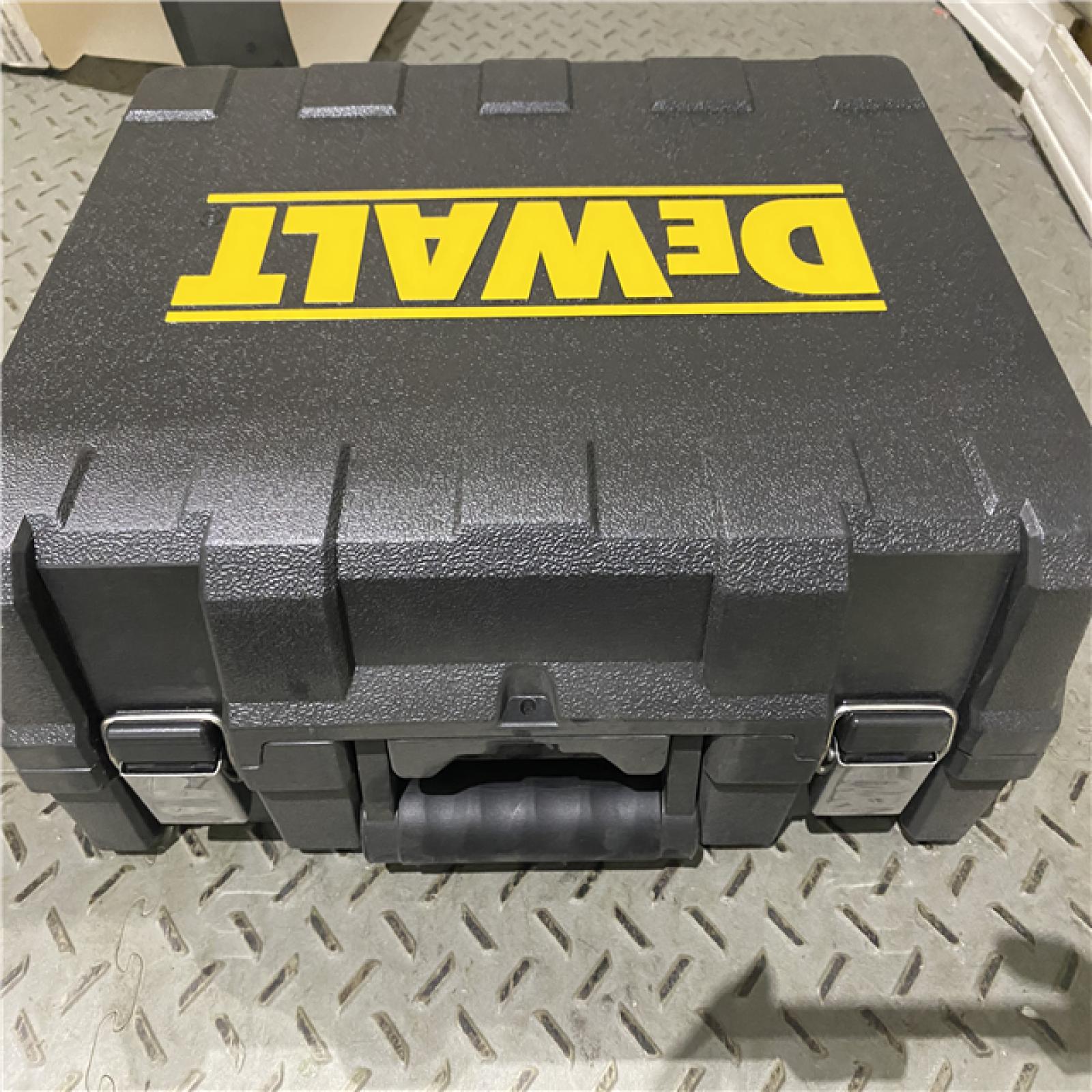 DEWALT 12V MAX Lithium-Ion 100 ft. Green Self-Leveling 3-Beam 360 Degree Laser Level with 2.0Ah Battery, Charger and Case
