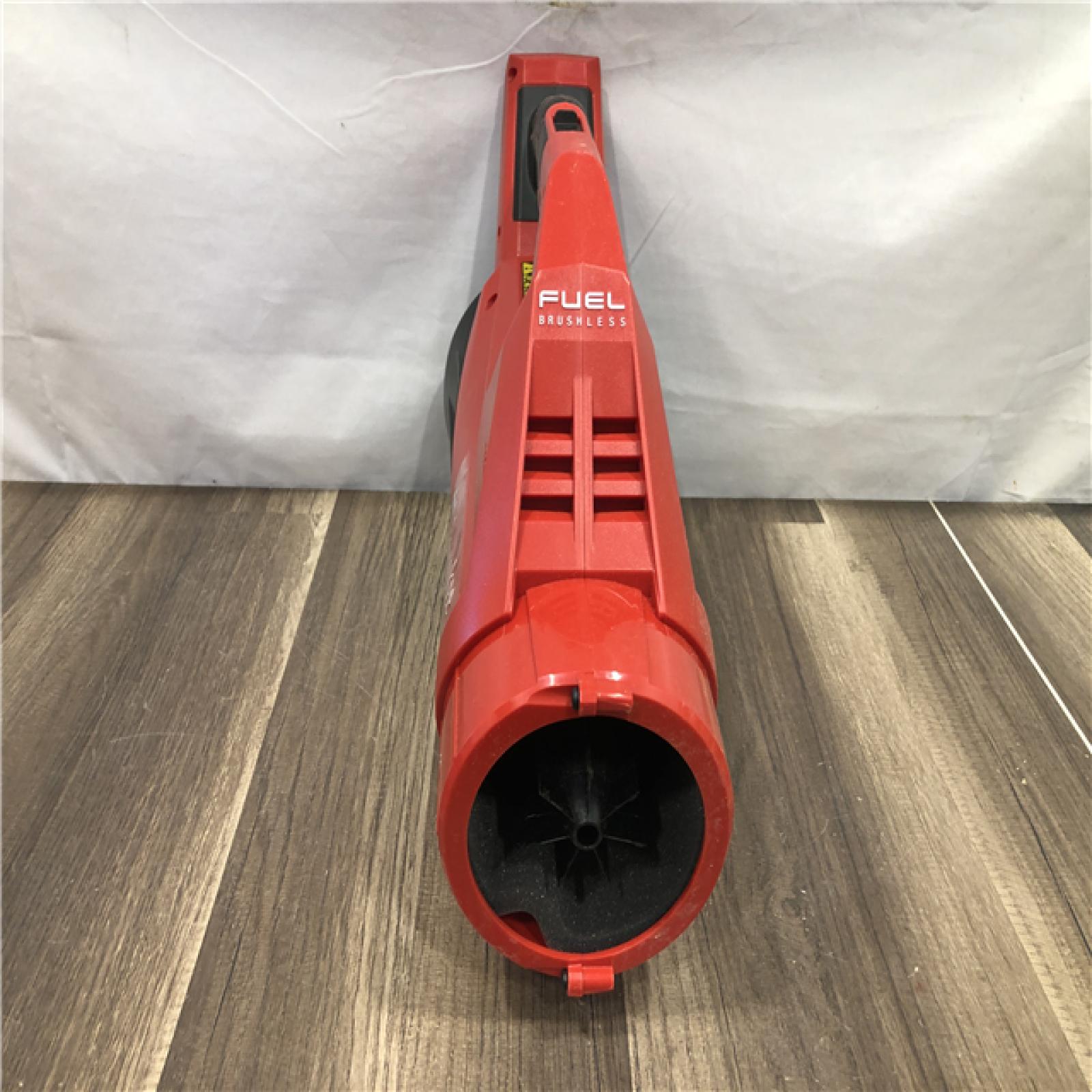 AS-IS Milwaukee  FUEL 120 MPH 500 CFM 18V Brushless Cordless Battery Powered Leaf Blower Kit