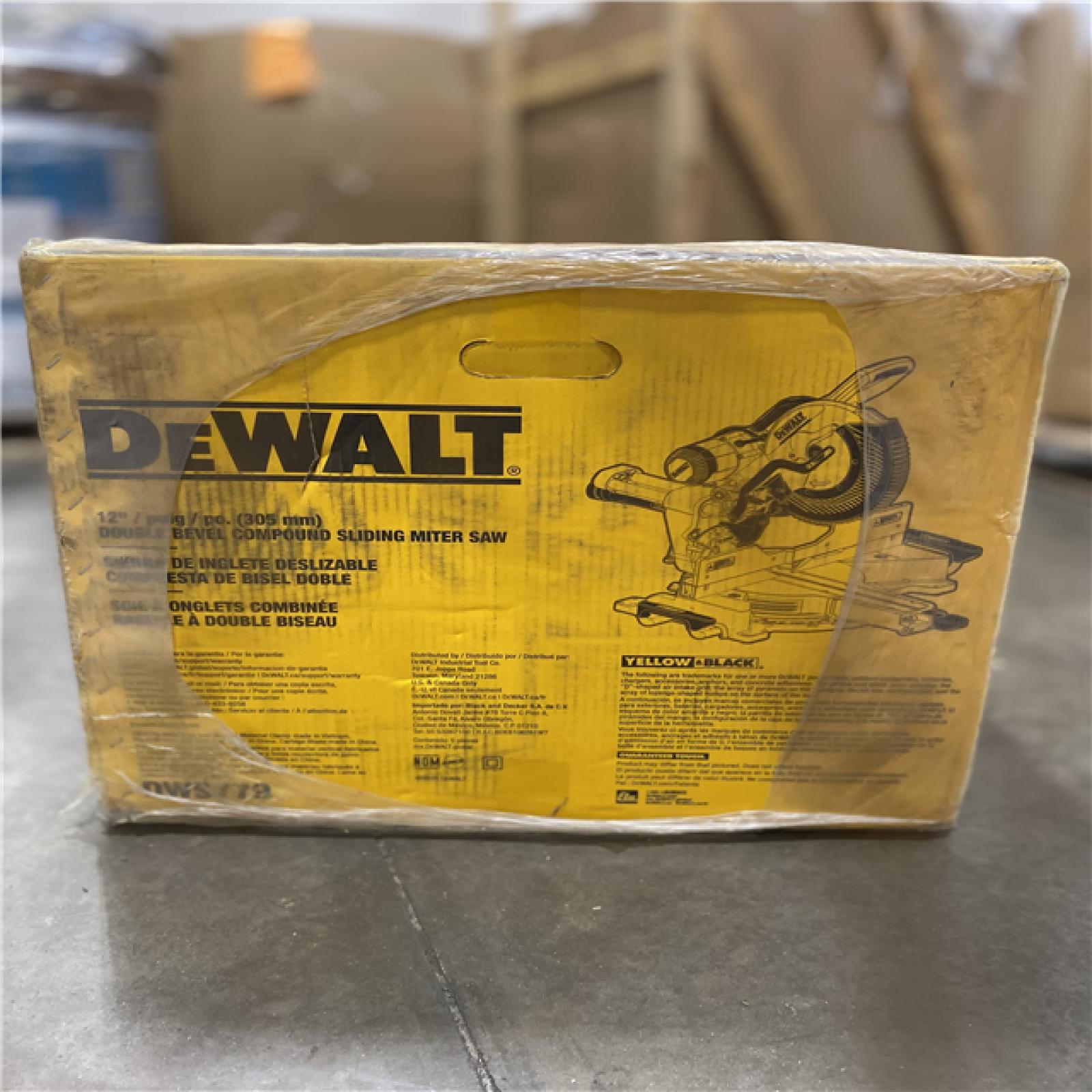 NEW- DeWalt 15 Amps 12 in. Corded Dual-Bevel Sliding Compound Miter Saw