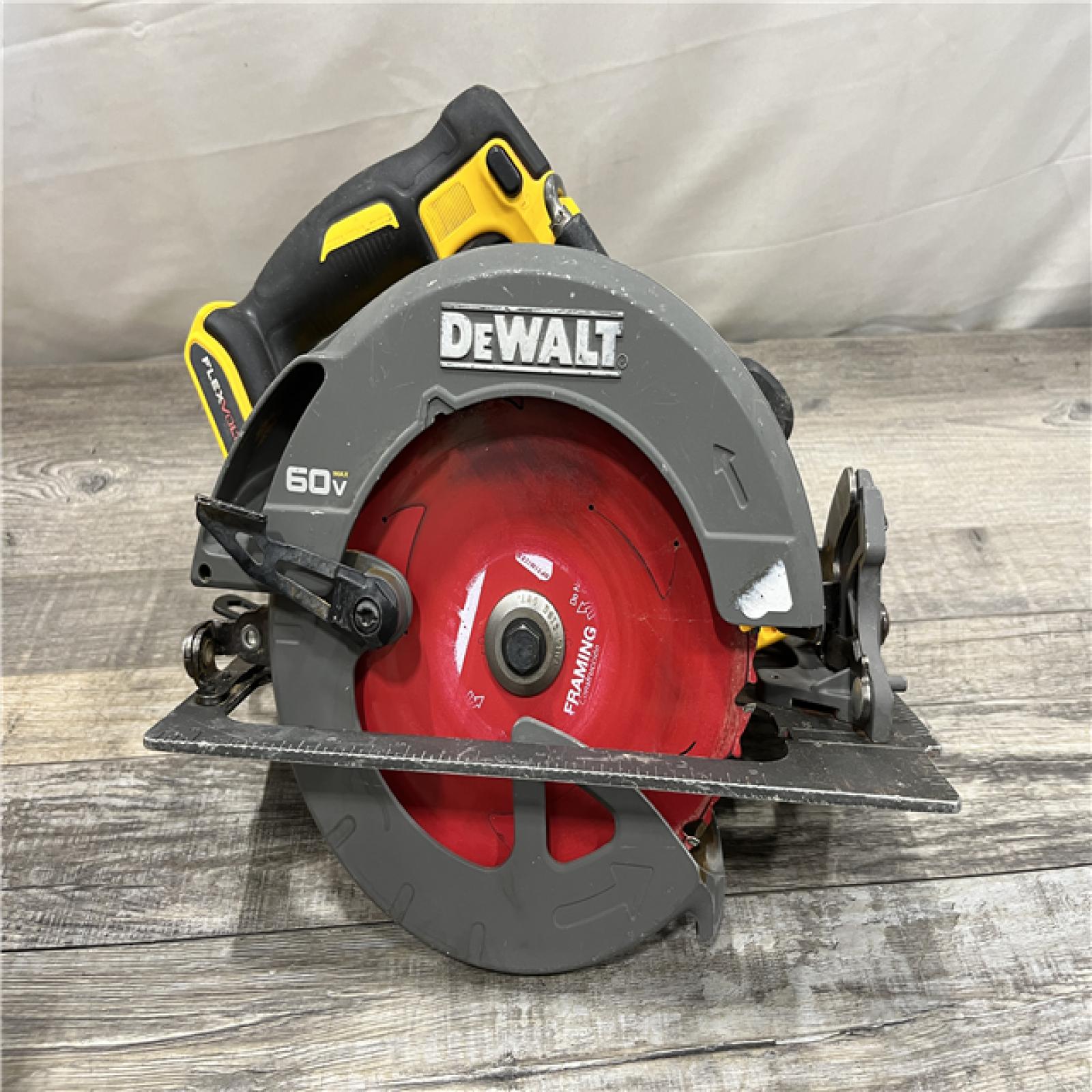 AS-IS DEWALT FLEXVOLT 60V MAX Cordless Brushless 7-1/4 in. Circular Saw with Brake (Tool Only)