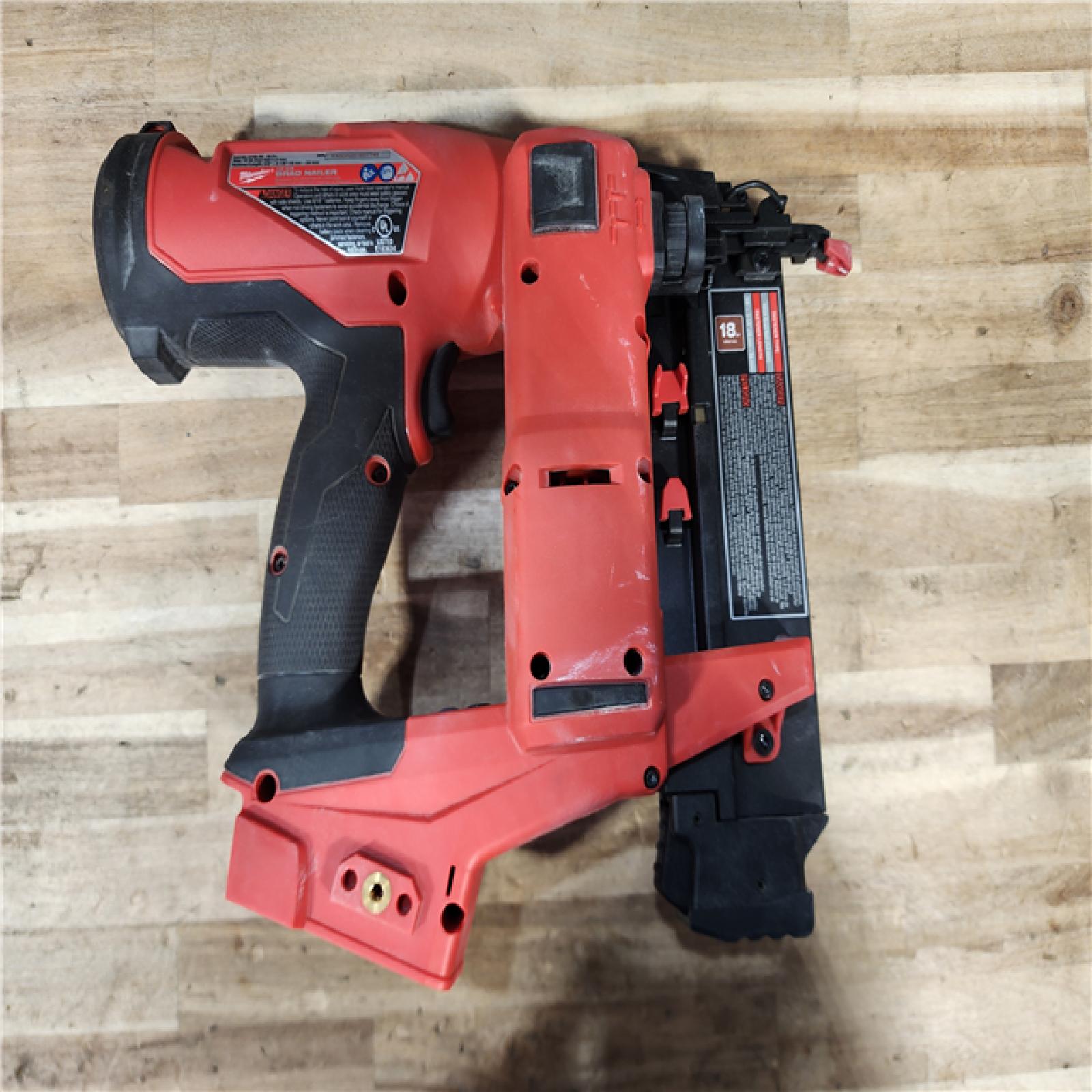 HOUSTON LOCATION - AS-IS Milwaukee FUEL 18-Volt Lithium-Ion Brushless Cordless Gen II 18-Gauge Brad Nailer (Tool-Only)