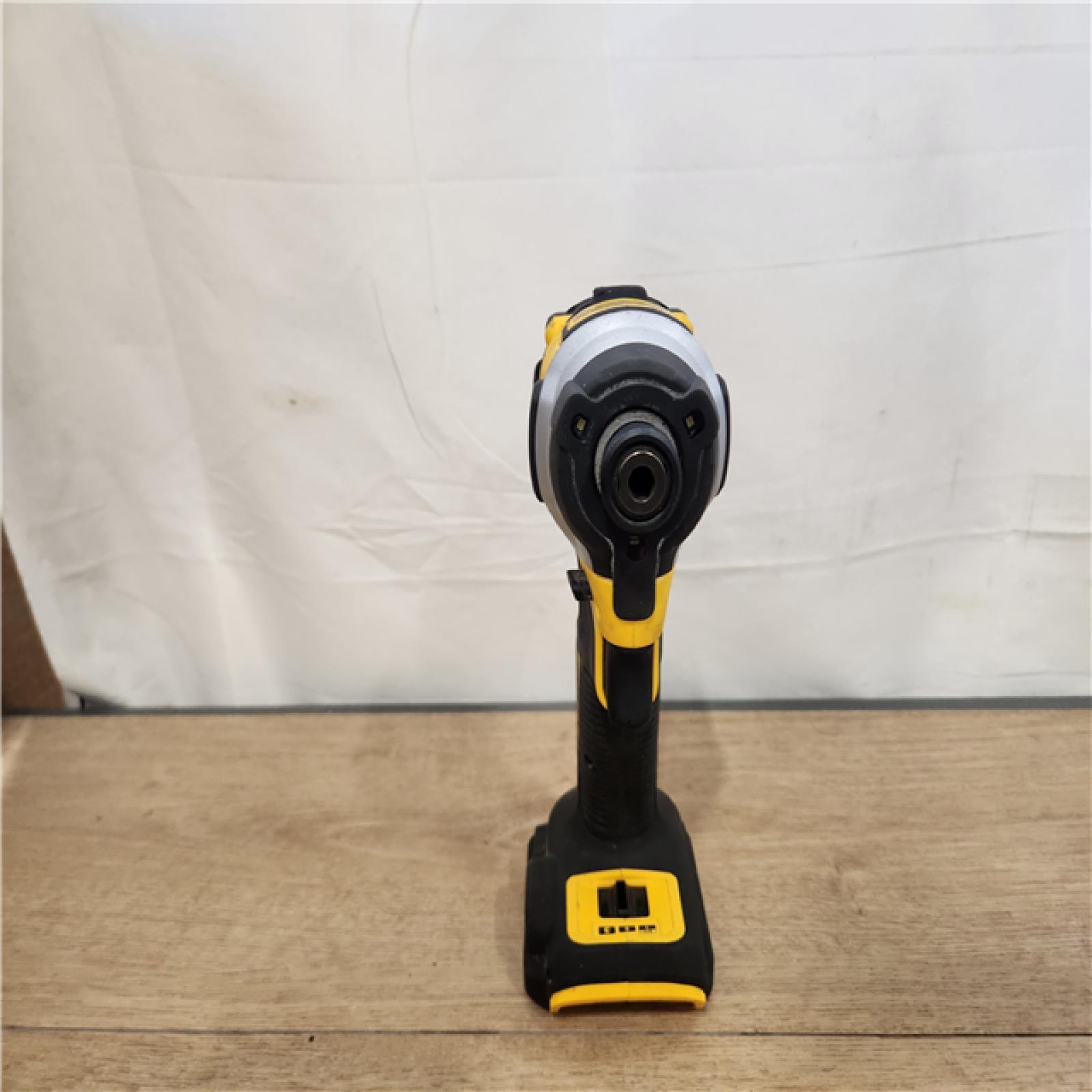 AS-IS- DEWALT 20V XR Brushless Cordless 1/4 in. Quiet Hydraulic Impact Driver (Tool-Only)