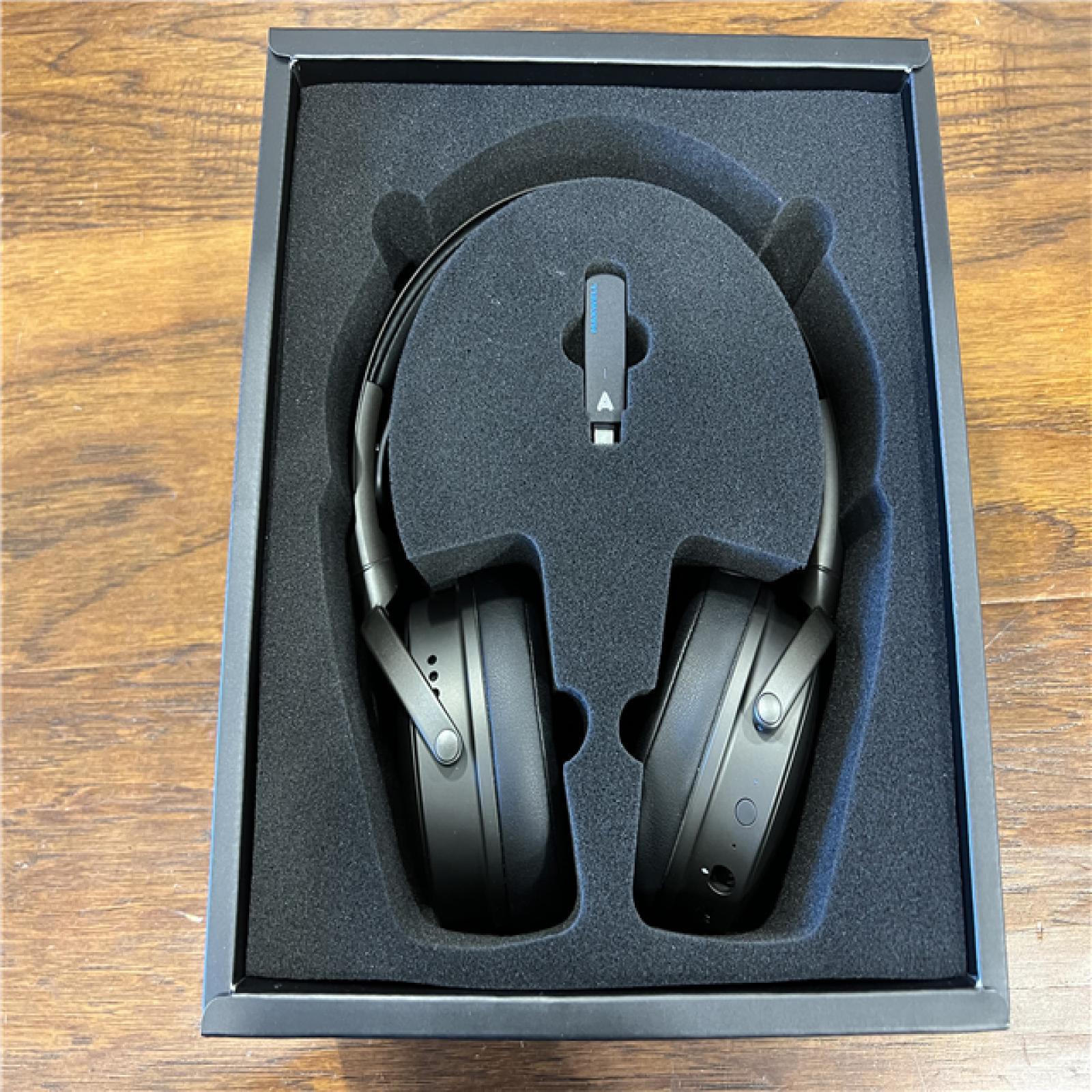 AS-IS Audeze - Maxwell Over-the-Ear Wireless Gaming Headset for PlayStation 4, PlayStation 5, PC - Black