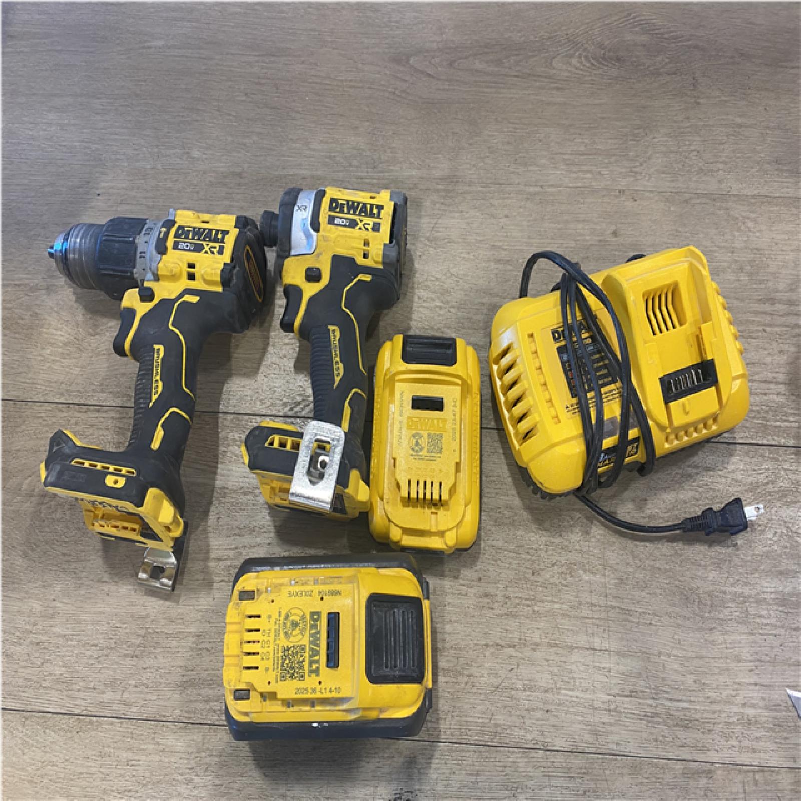 AS-IS DEWALT 20V Lithium-Ion Cordless 2-Tool Combo Kit