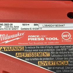 AS-IS Milwaukee 18-Volt Lithium-Ion Brushless Cordless FORCE LOGIC Press Tool (Tool-Only)