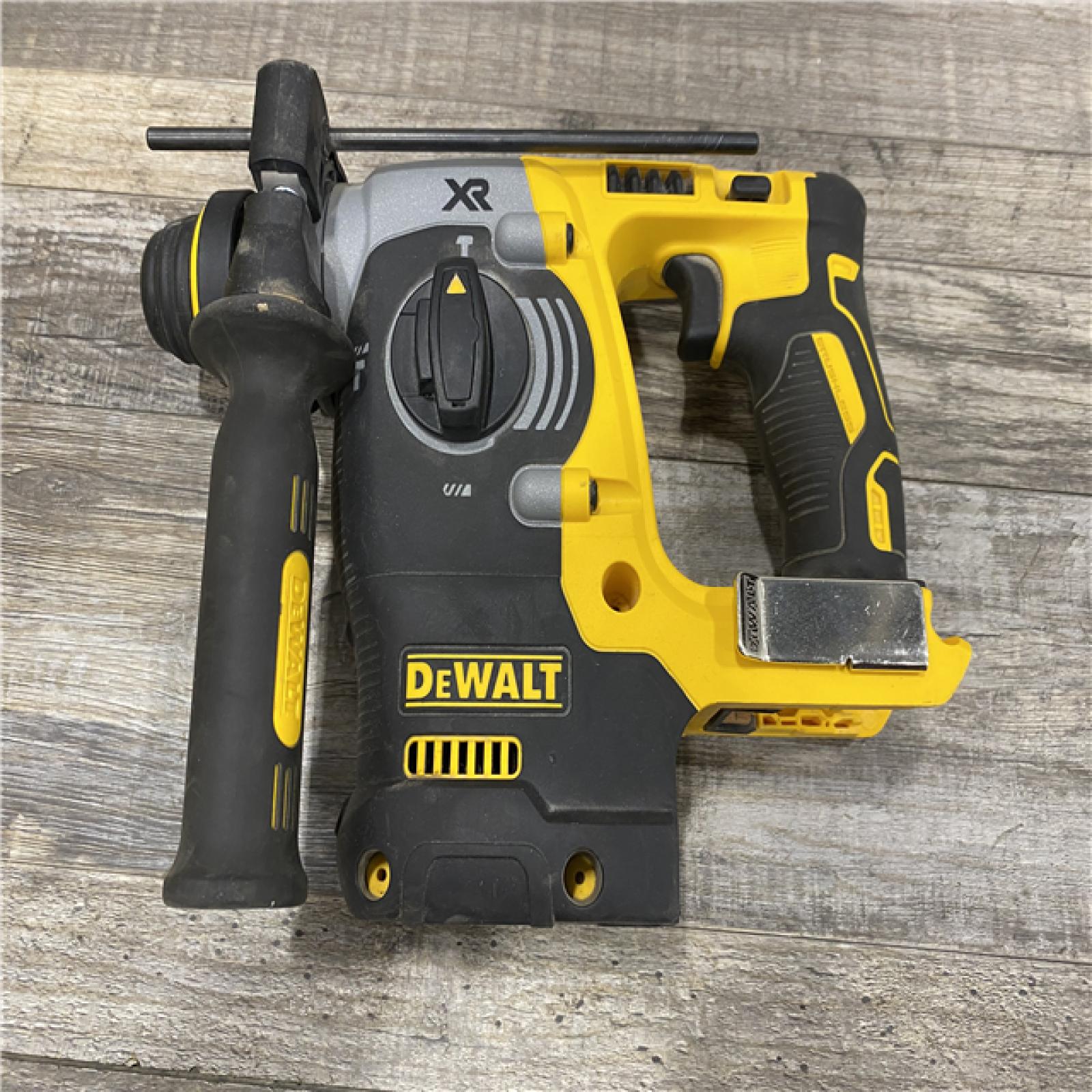 AS-IS DEWALT 20V MAX XR Cordless Brushless 1 in. SDS Plus L-Shape Rotary Hammer (Tool Only)