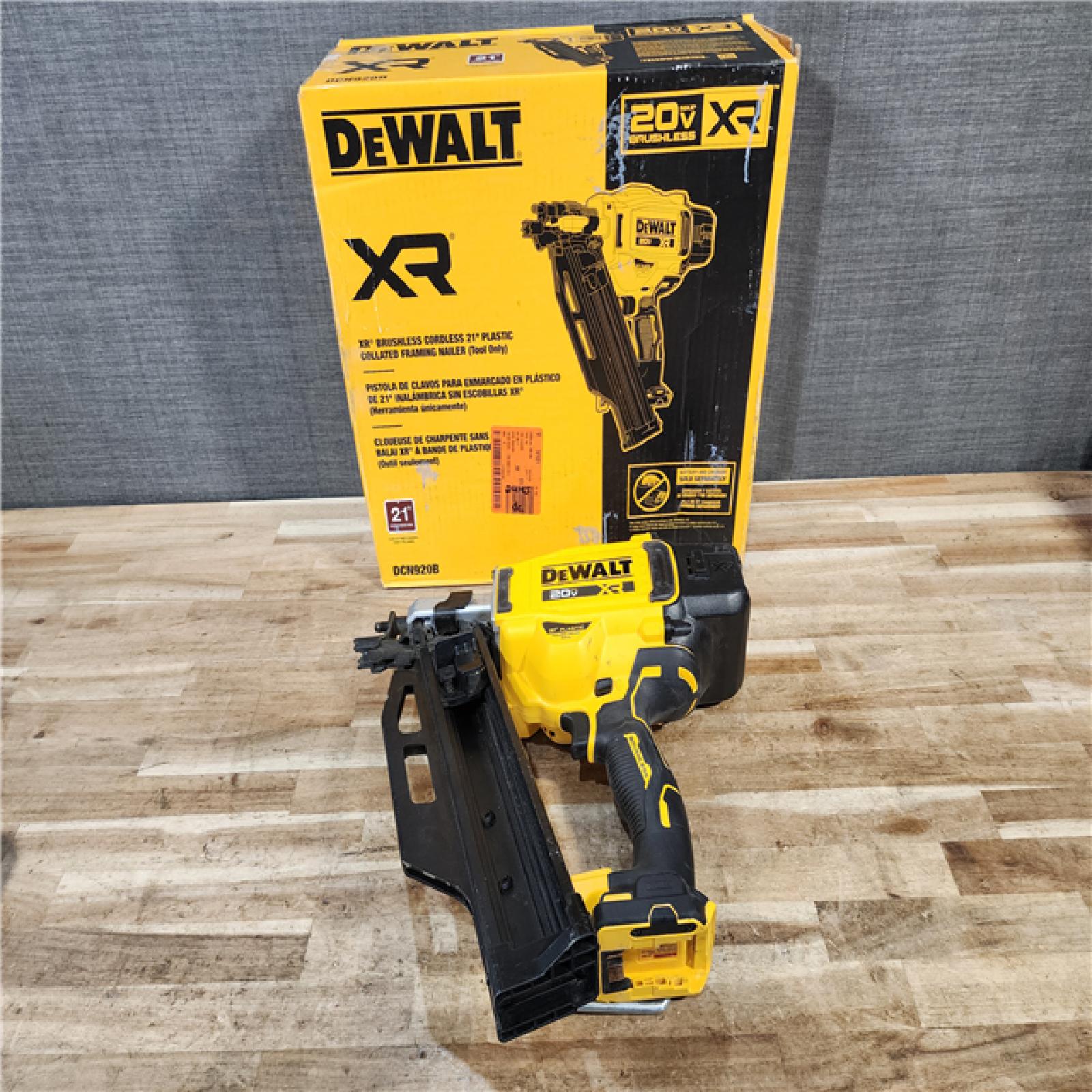 HOUSTON LOCATION - AS-IS DEWALT 20-Volt 21° Cordless Framing Nailer (Tool-Only)