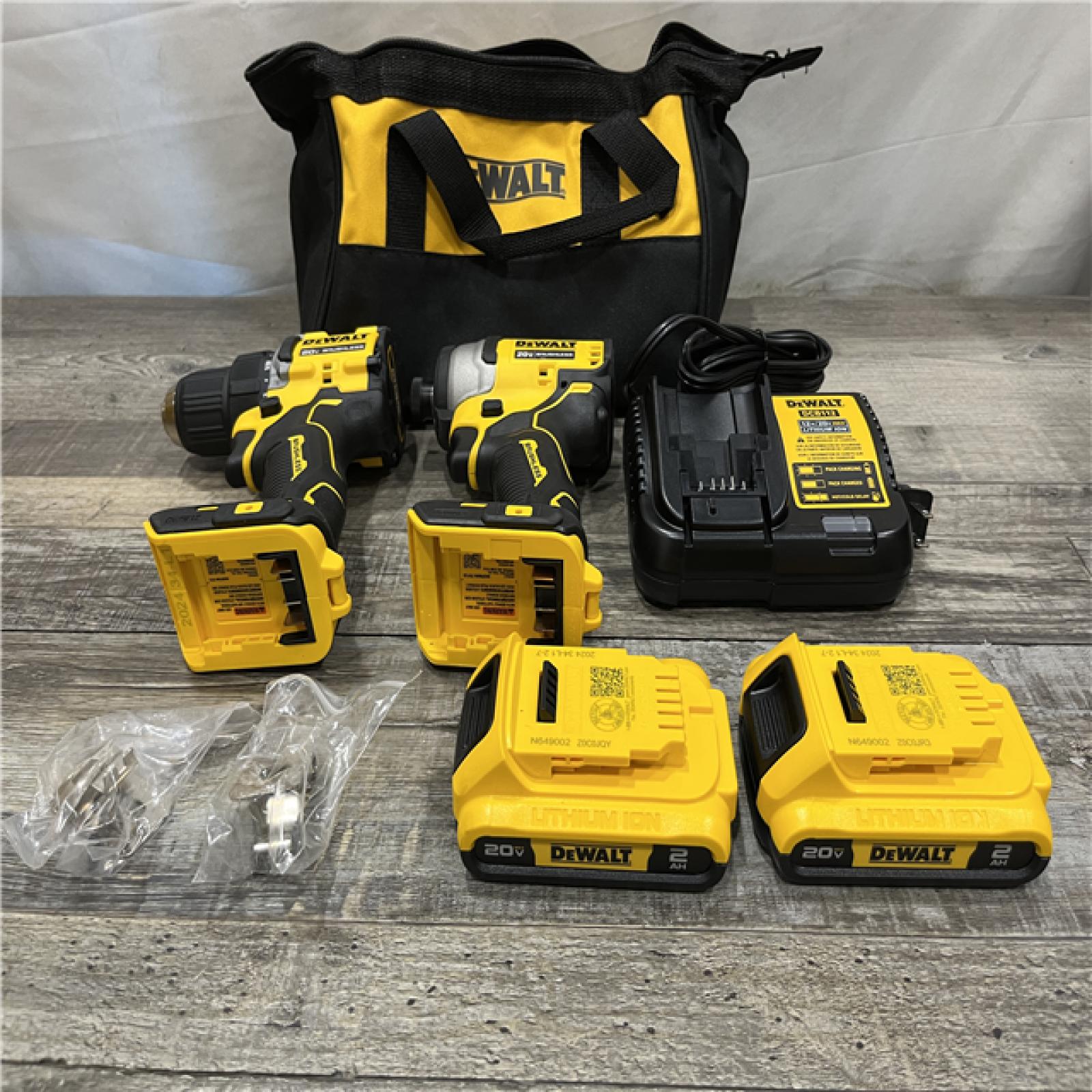AS-IS DEWALT ATOMIC 20-Volt MAX Lithium-Ion Cordless Combo Kit