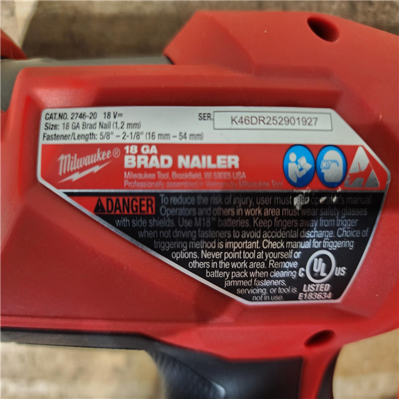 HOUSTON LOCATION - AS-IS Milwaukee FUEL 18-Volt Lithium-Ion Brushless Cordless Gen II 18-Gauge Brad Nailer (Tool-Only)