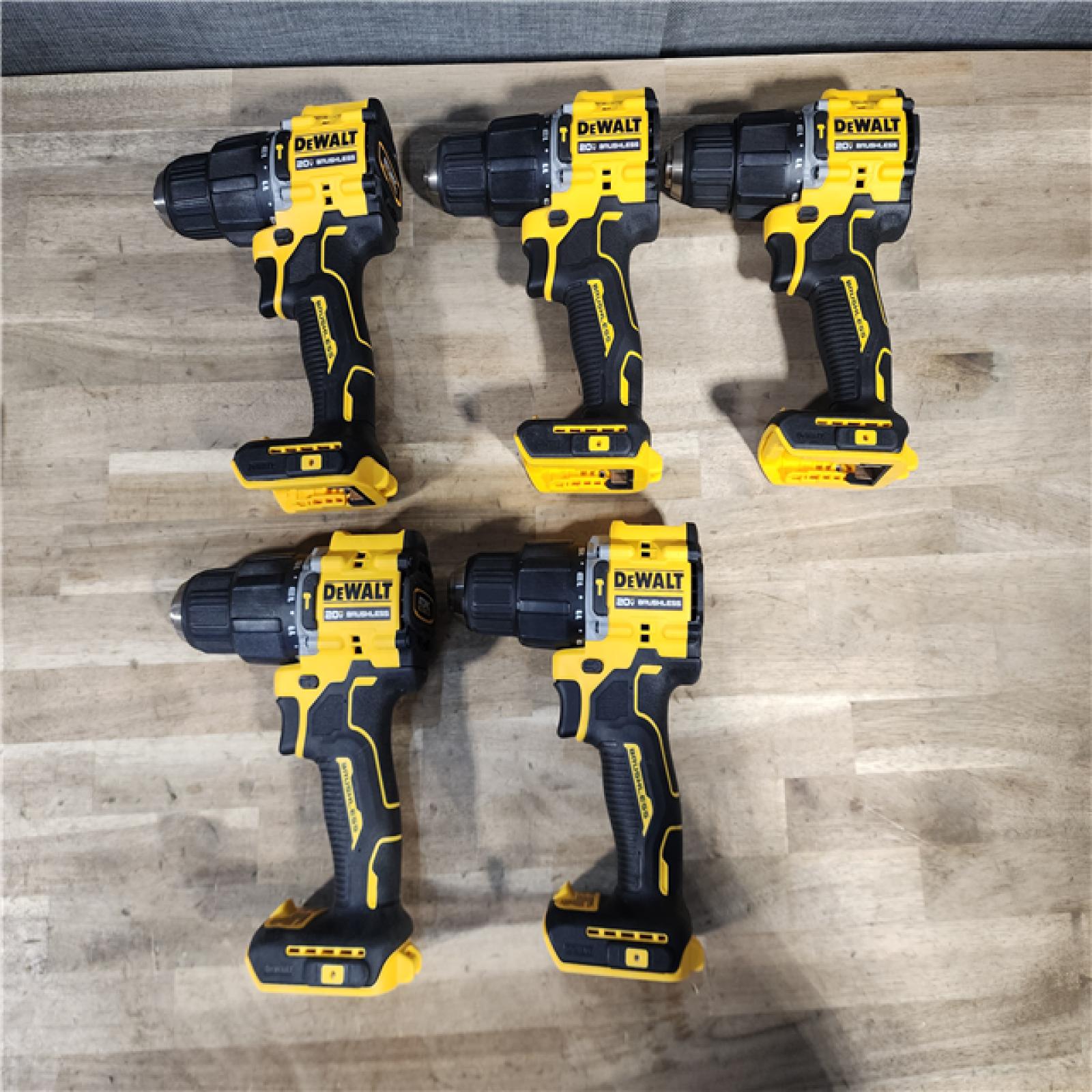 HOUSTON LOCATION - AS-IS DEWALT 5 TOOL COMBO KIT W/ (2) BATTERY & CHARGER