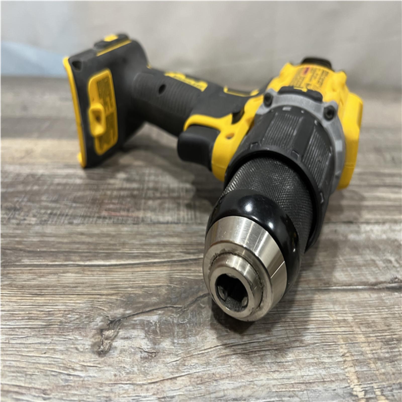 AS-IS DEWALT ATOMIC 20V Lithium-Ion Cordless 1/2 in. Hammer Drill Kit