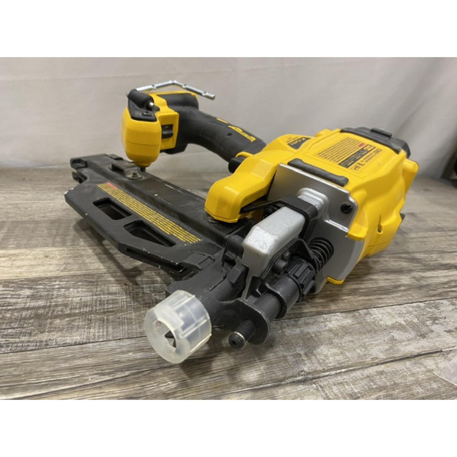 AS-IS DEWALT 20-Volt 21° Cordless Framing Nailer (Tool-Only)