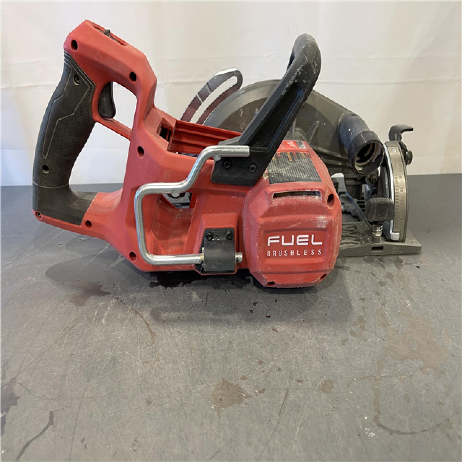 AS-IS - MILWAUKEE M18 FUEL 18V Lithium-Ion Cordless 7-1/4 in. Rear Handle Circular Saw