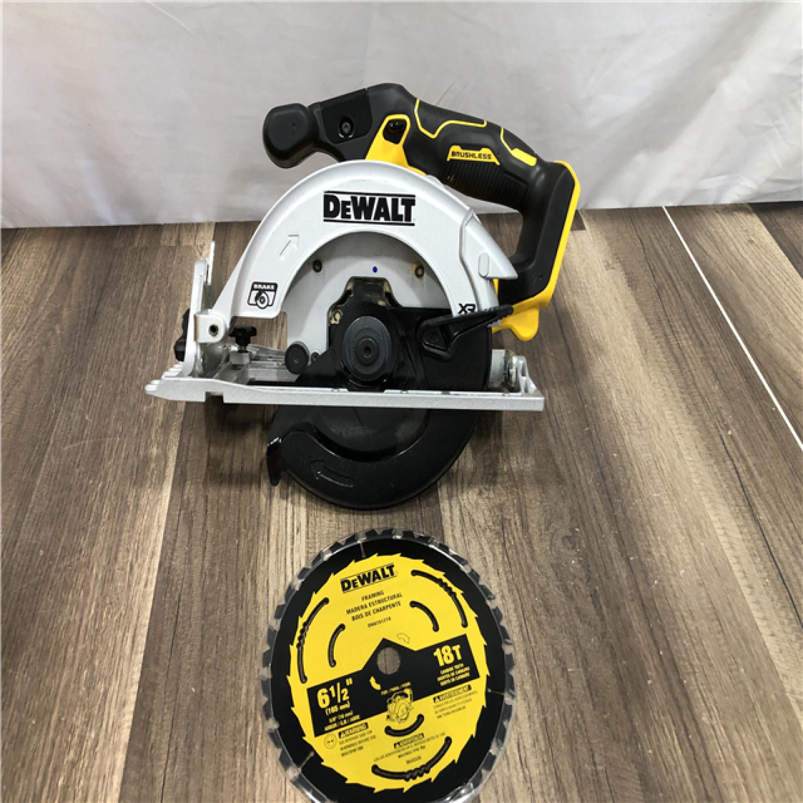 AS-IS DEWALT 20V MAX Cordless Brushless 6-1/2 in. Sidewinder Style Circular Saw (Tool Only)
