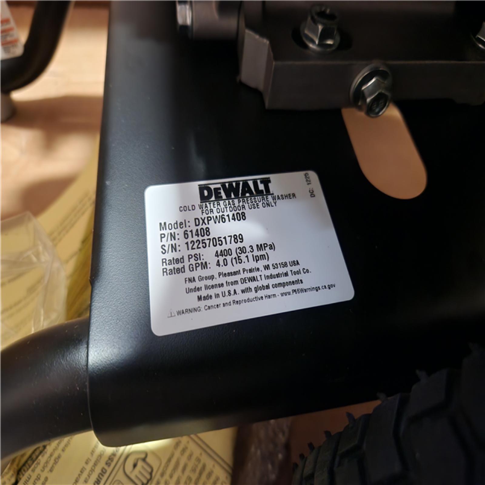 Phoenix NEW DEWALT 4400 PSI 4.0 GPM Cold Water Gas Pressure Washer