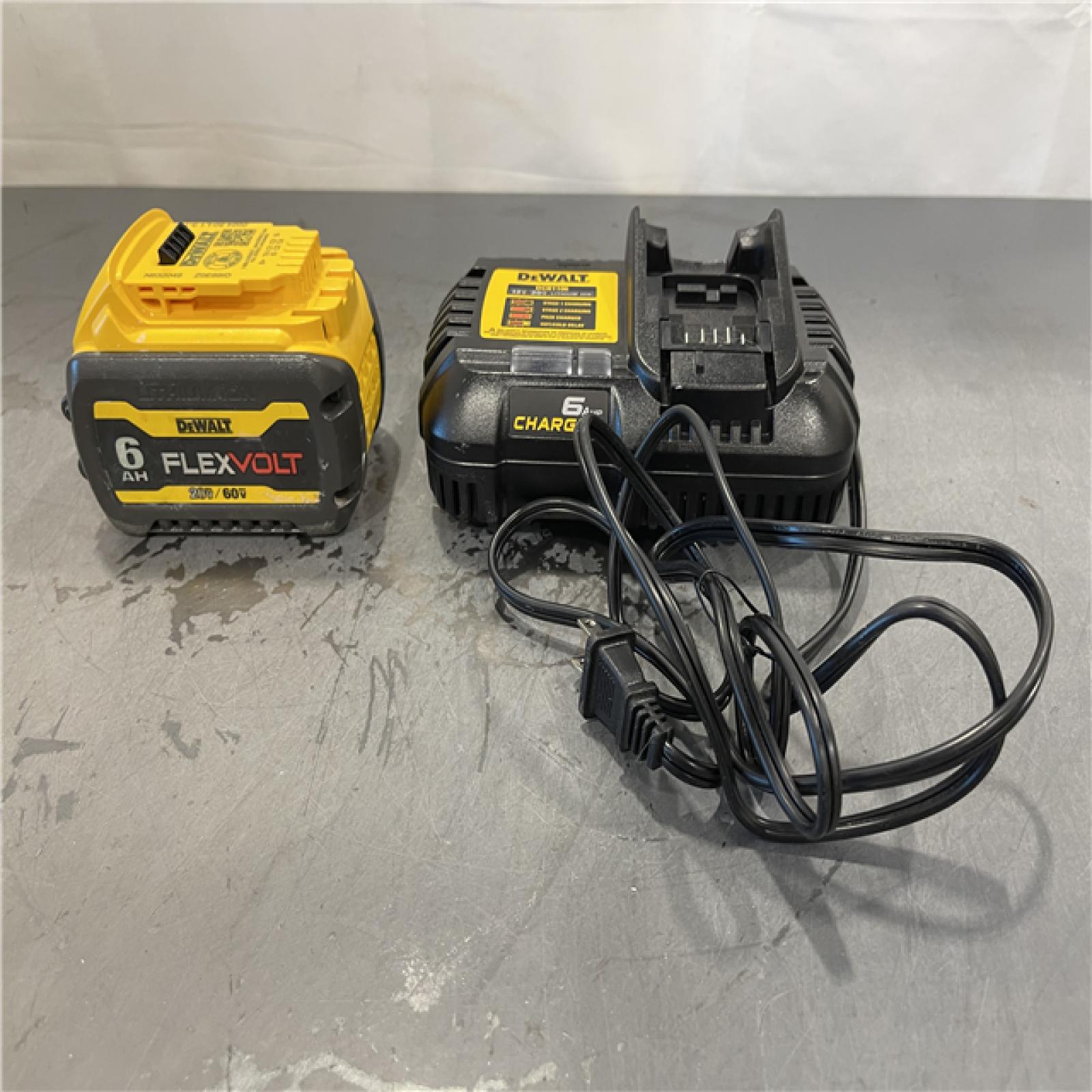 AS-IS - DEWALT FLEXVOLT 20V/60V MAX Lithium-Ion 6.0Ah Battery Pack with 6 Amp Output Charger