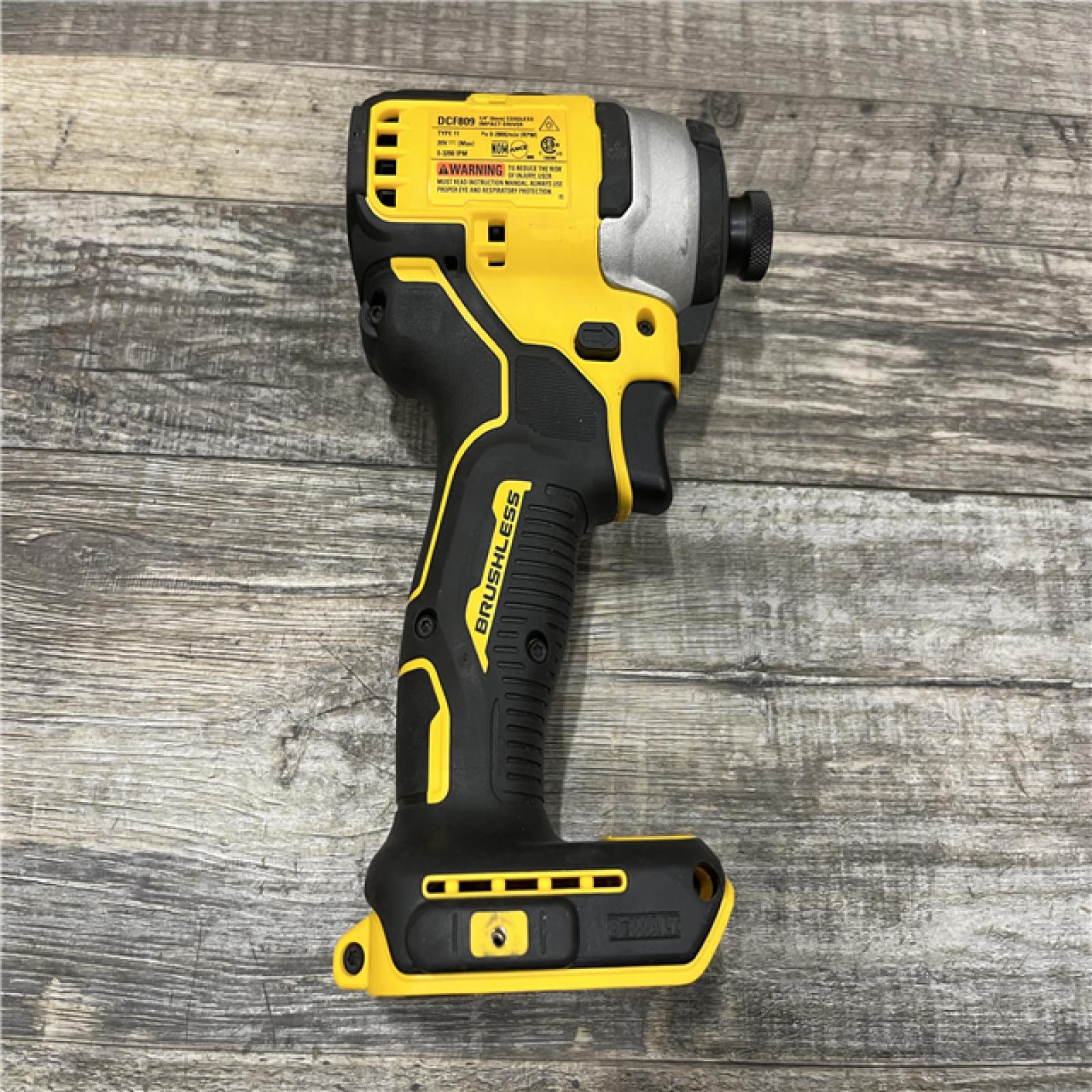AS-IS DEWALT Atomic 20V Max Lithium-Ion Brushless Cordless Compact 1/4 in. Impact Driver Kit