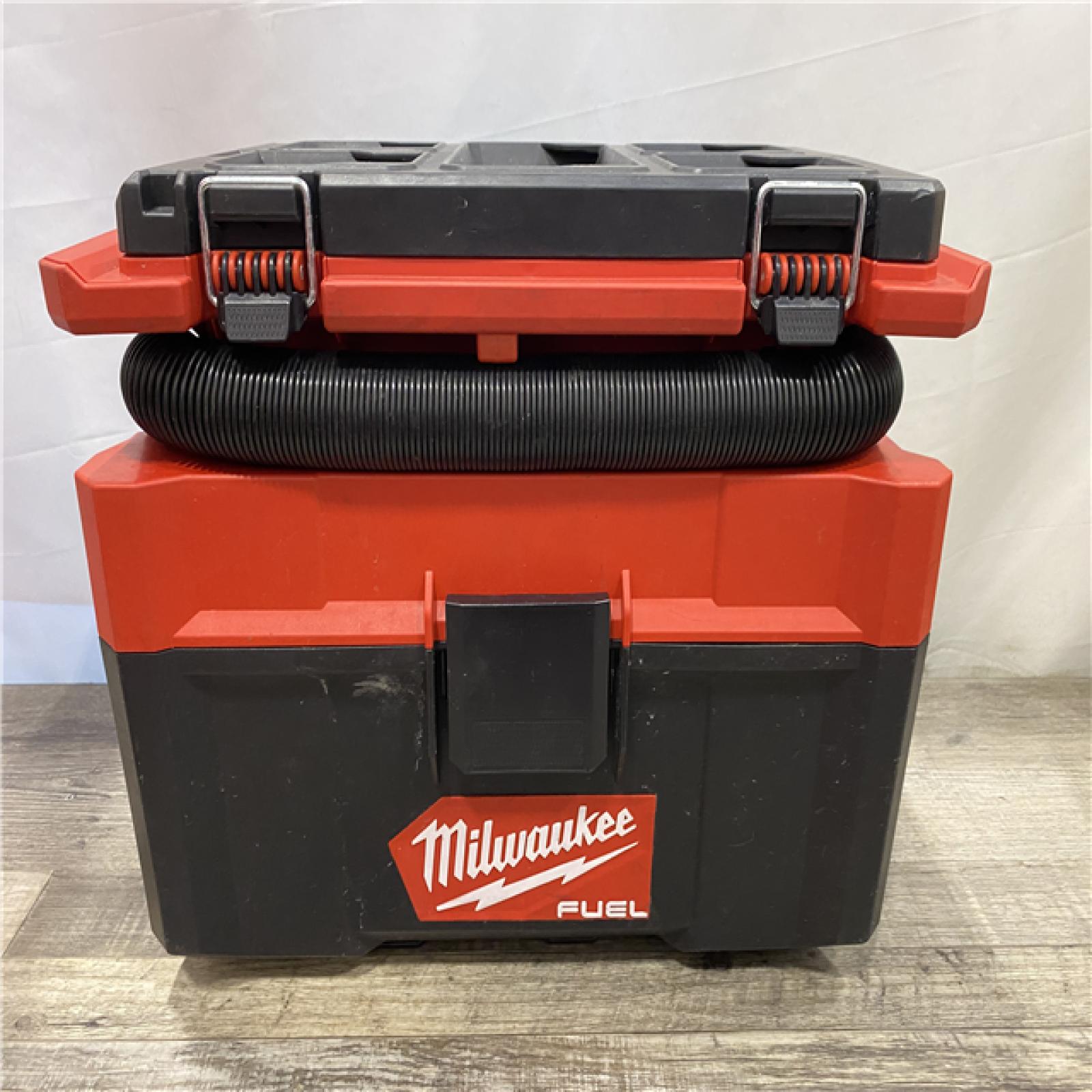 AS-IS Milwaukee FUEL PACKOUT 18-Volt Lithium-Ion Cordless 2.5 Gal. Wet/Dry Vacuum (Vacuum-Only)