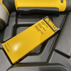 LIKE NEW - DEWALT 20V MAX Cordless 1 in. PEX Expansion Tool Kit