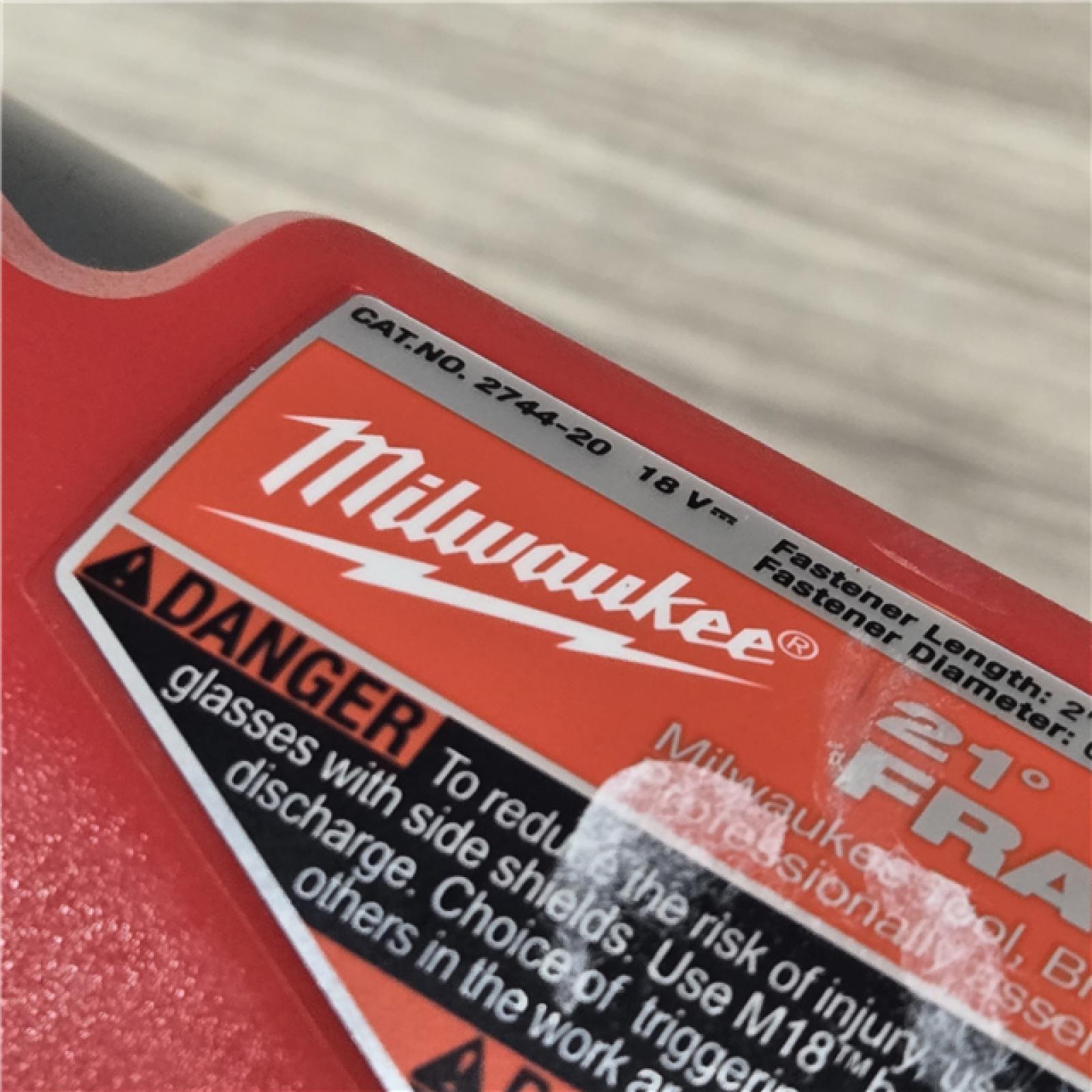 AS-IS Milwaukee 2744-20 M18 FUEL 3-1/2 in. 18V 21-Degree Cordless Framing Nailer (Tool-Only)