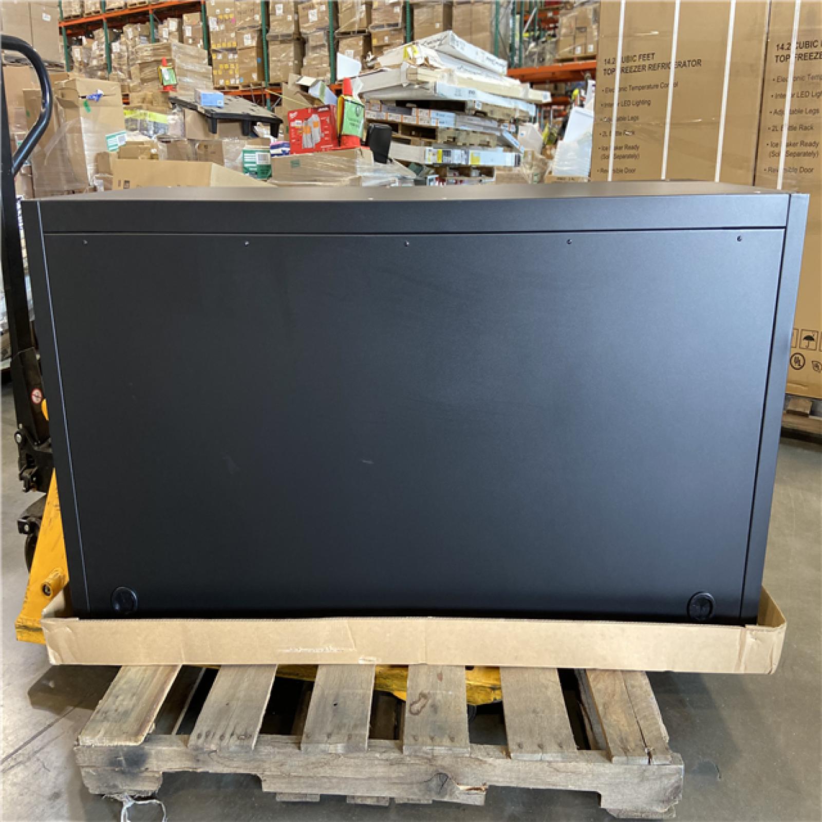 DALLAS LOCATION - Husky Modular Tool Storage Heavy Duty 62 in. W x 24 in. D Matte Black Top Tool Chest