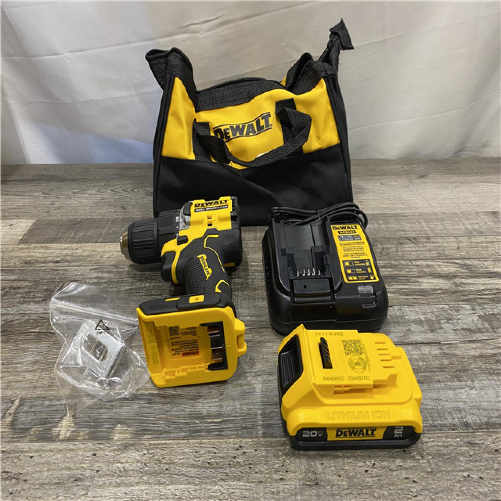 AS-IS DEWALT Atomic 20V Lithium-Ion Cordless Compact 1/2 in. Drill/Driver Kit