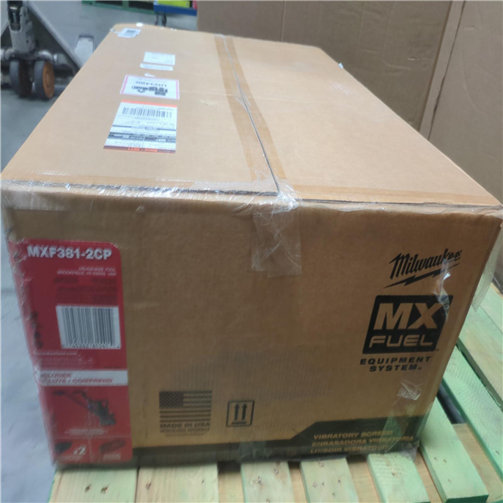 CALIFORNIA AS-IS MIWUAKEE MX FUEL™ Vibratory Screed Kit