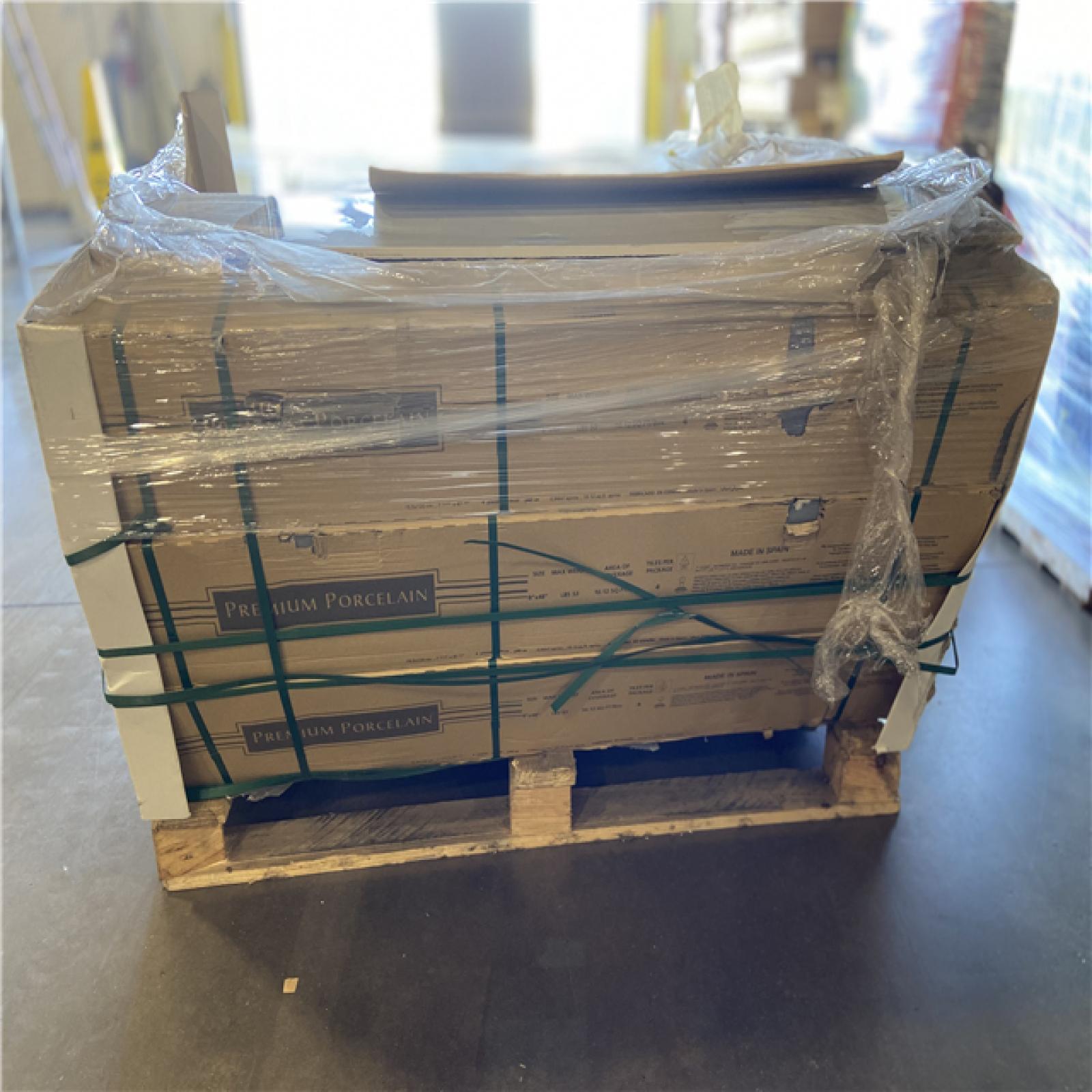 DALLAS LOCATION - MSI Dellano Exotic Blue 8 in. x 48 in. Polished Porcelain Wood Look Floor and Wall Tile (10.68 sq. ft. /Case) - 40 CASES