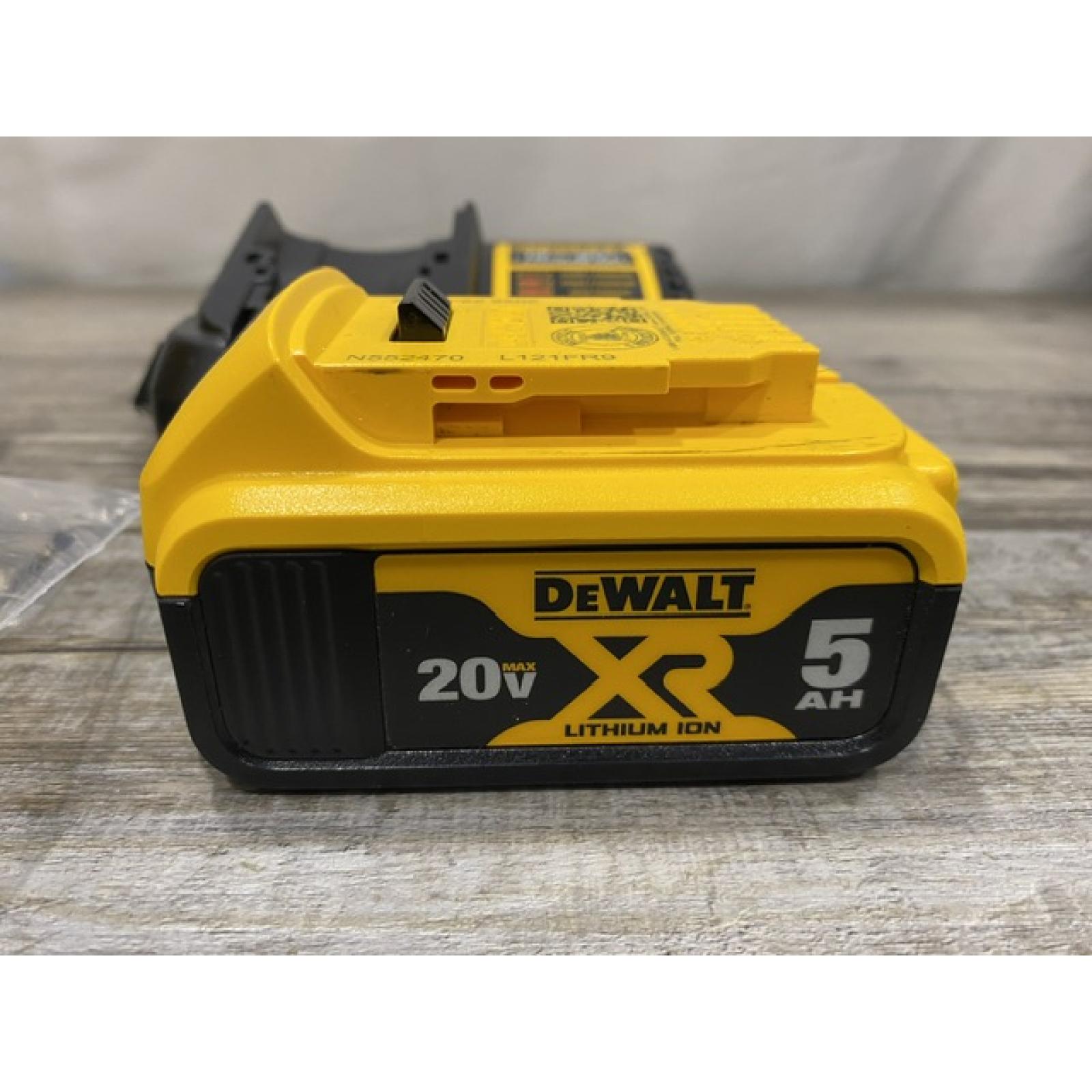 AS-IS DEWALT 20-Volt Maximum XR Lithium-Ion Cordless Brushless 1/4 in. 3-Speed Impact Driver Kit