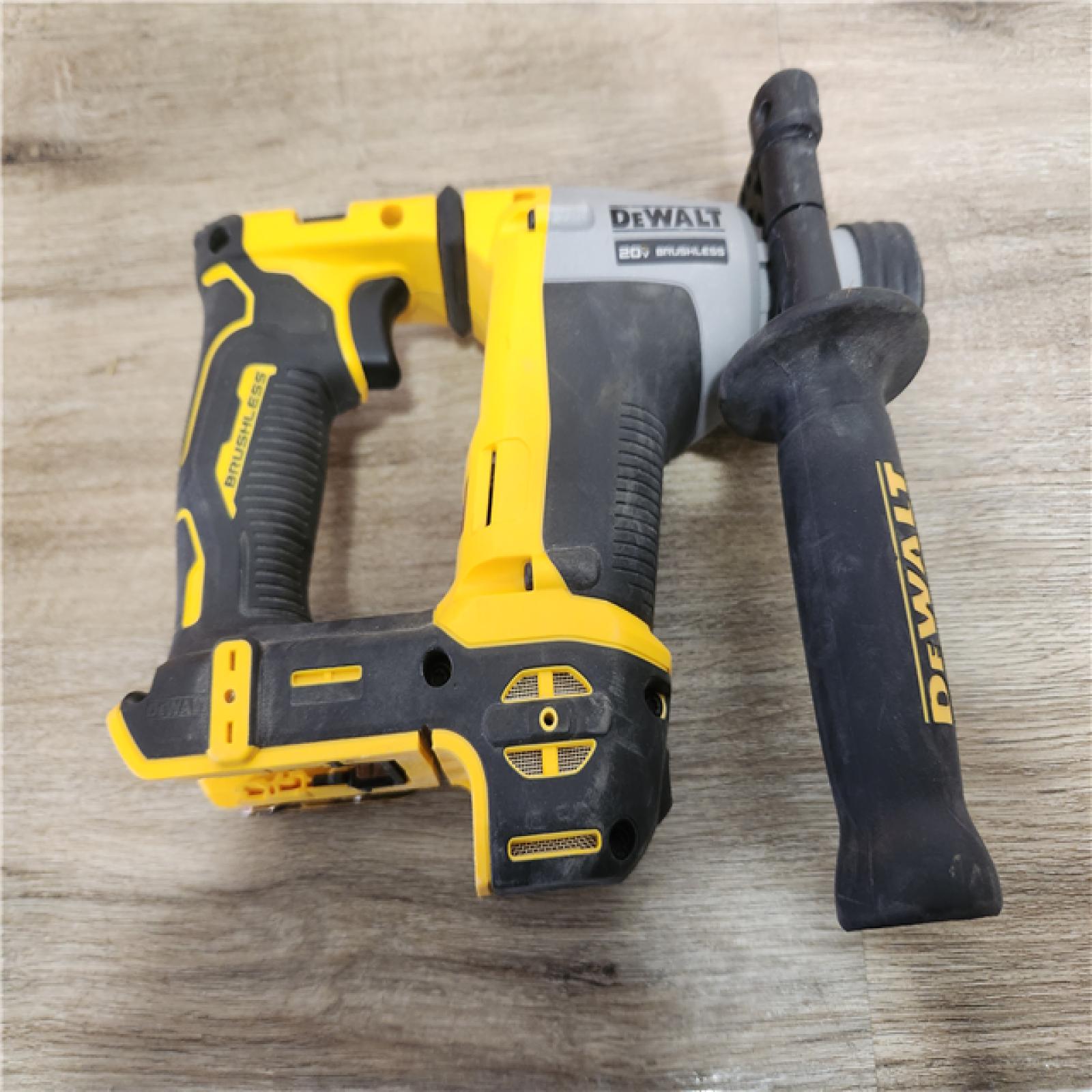 Phoenix DEWALT ATOMIC 20V MAX Cordless Brushless Ultra-Compact 5/8 in. SDS Plus Hammer Drill (Tool Only)