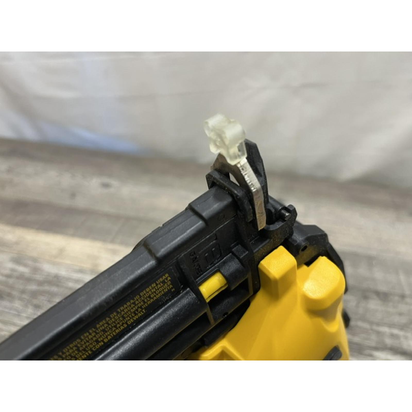 AS-IS DEWALT 20V MAX XR 18 Gauge Cordless Brad Nailer (Tool Only)