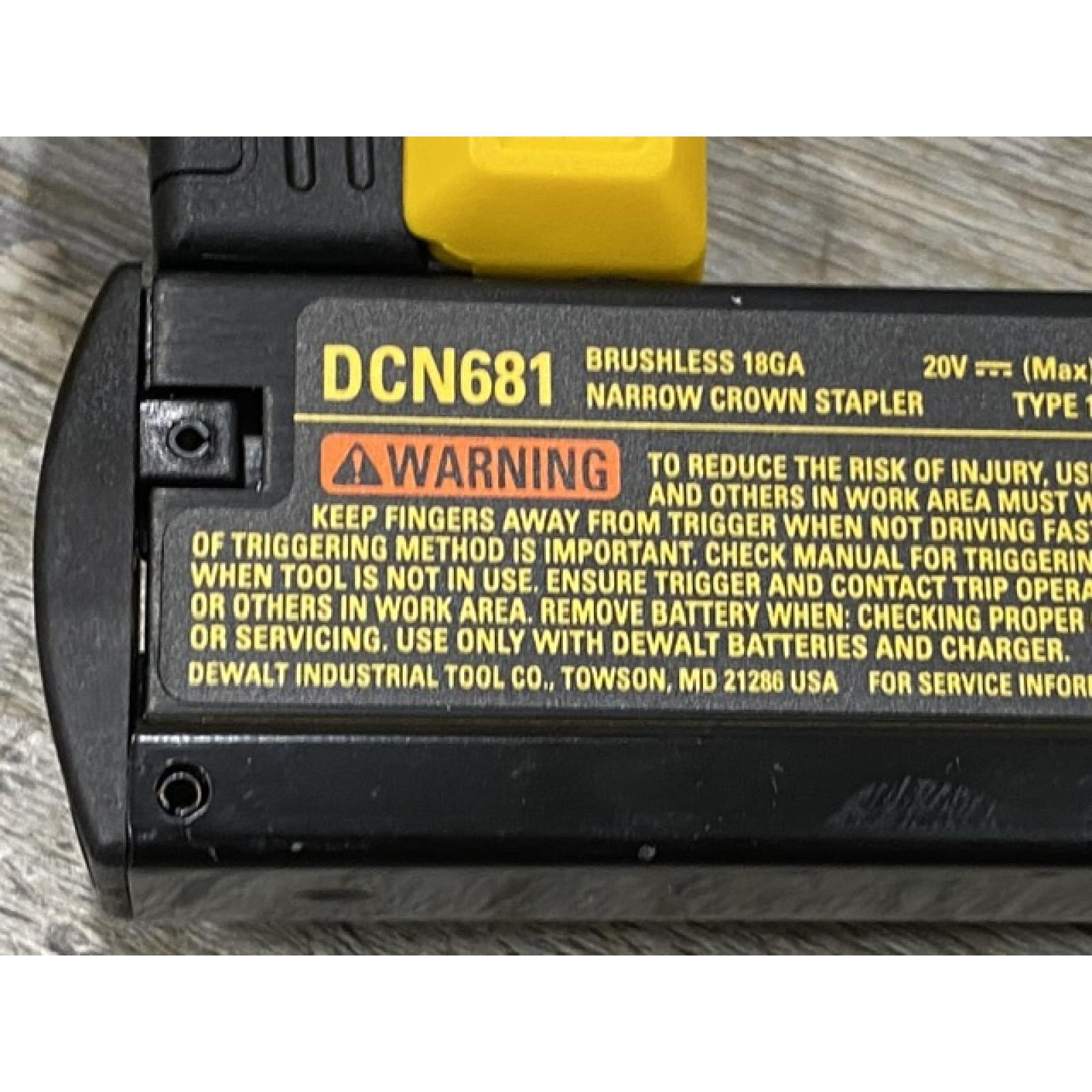 AS-IS DEWALT 20V MAX XR Lithium-Ion Cordless 18-Gauge Narrow Crown Stapler Kit