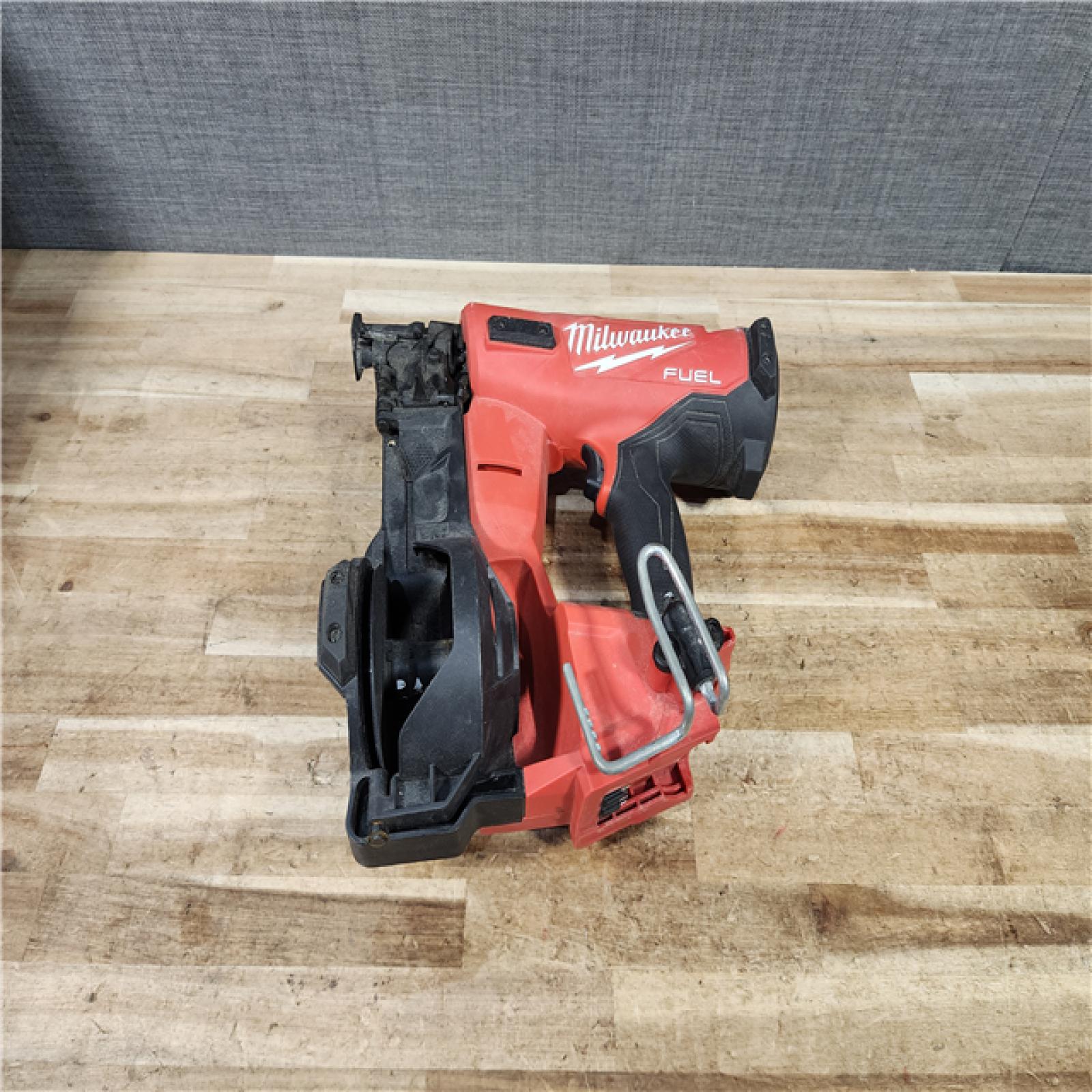 HOUSTON LOCATION - AS - IS Milwaukee FUEL 18-Volt Lithium-Ion Brushless Cordless Coil Roofing Nailer (Tool Only)